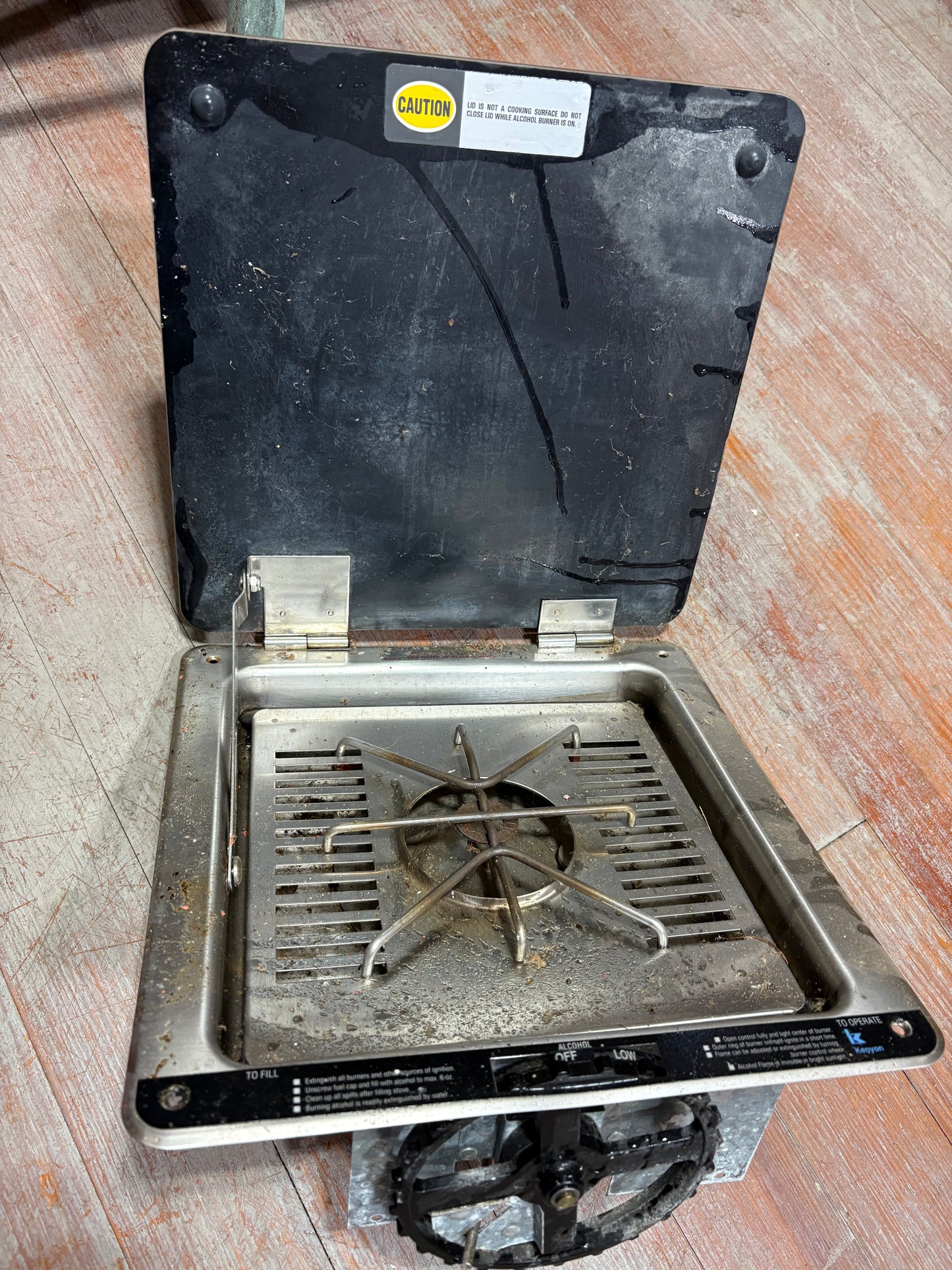 Kenyon Single Burner Alcohol Stove With Glass Flat Top