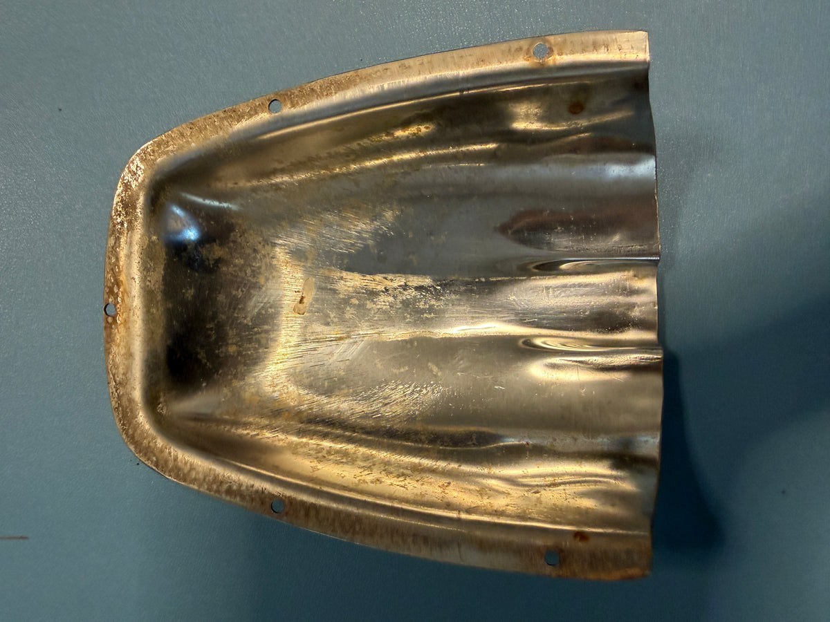 Stainless Steel Clam Shell Vent - 7 1/4" Length x 5 3/4" Width x 2 1/4" Height