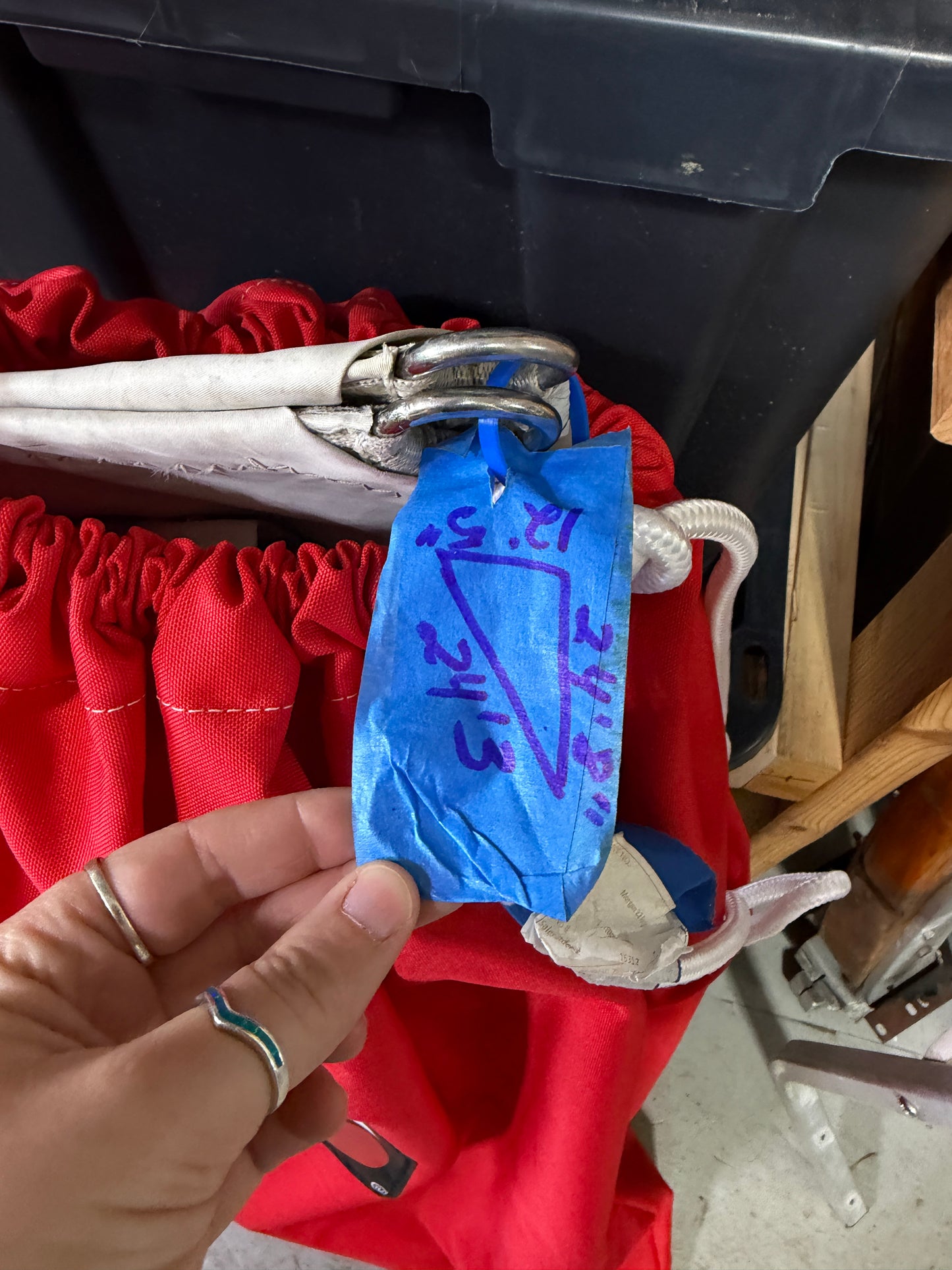 Morgan 22 Headsail 24'8" x 24'3" x 12'5"