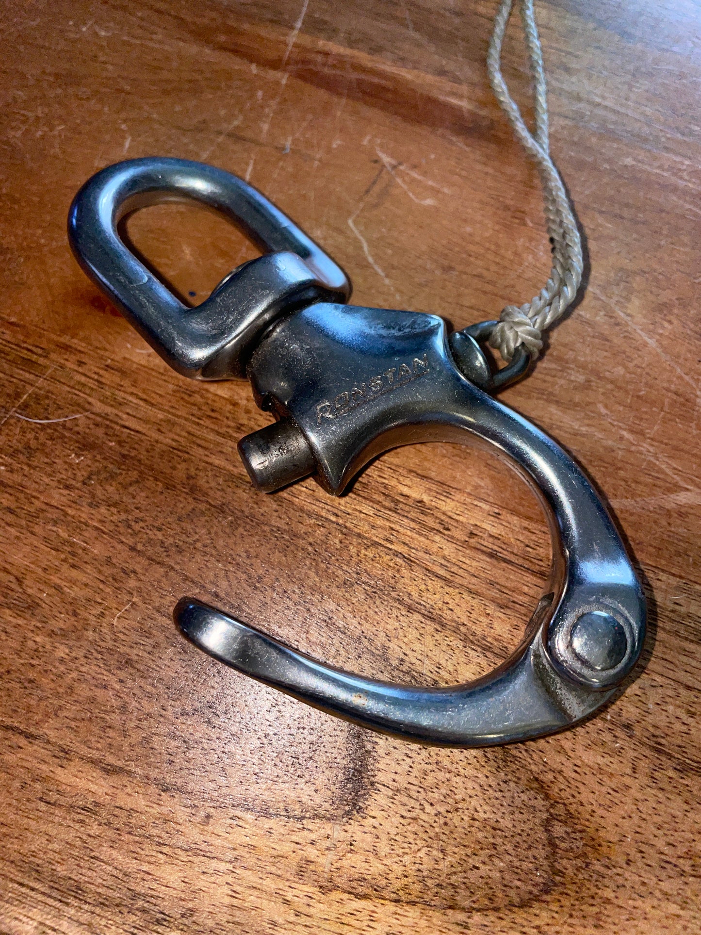 Large Ronstan Swivel Bail Shackle - 7/8” Eye