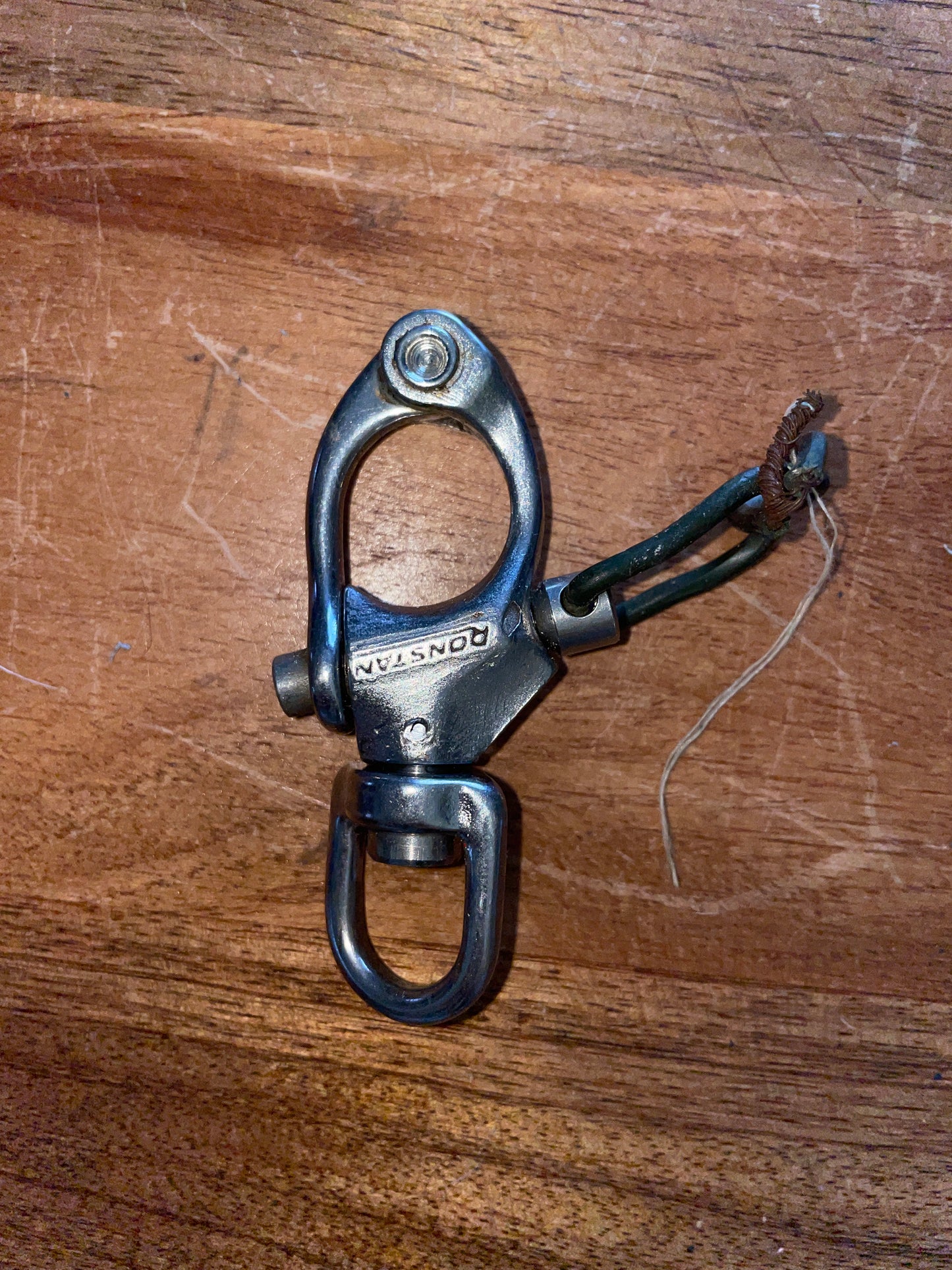 Small Ronstan Swivel Bail Shackle - 1/2”Eye  Diameter