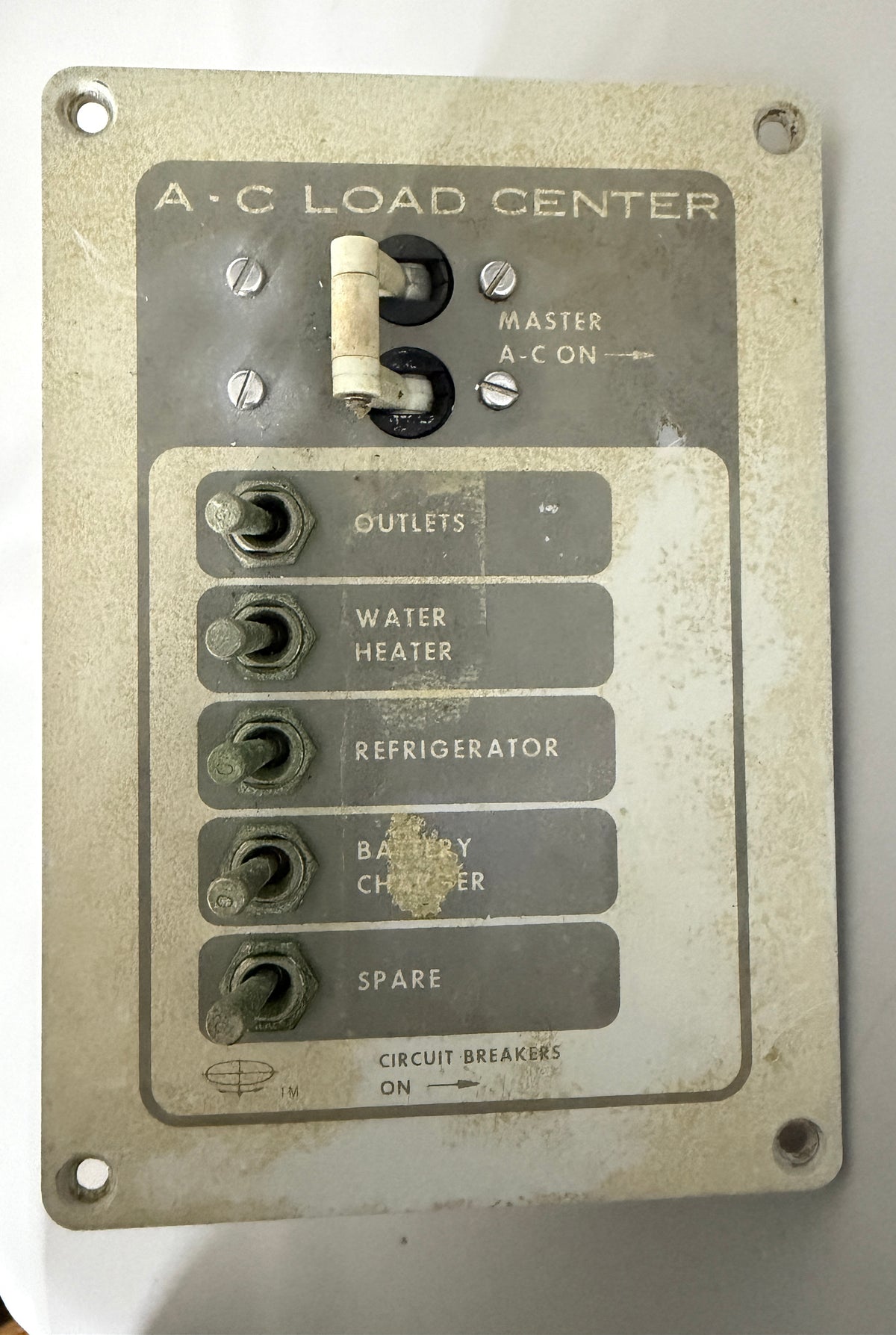Marinetics AC Load Center Panel MODEL 224/2 SN 404