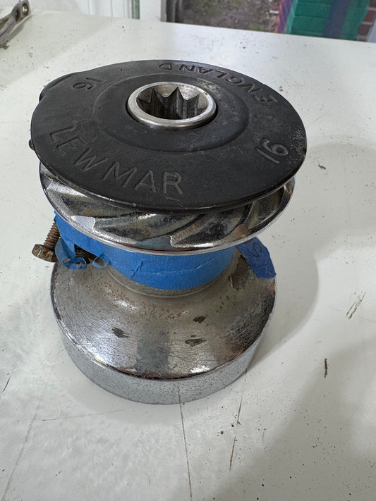 Lewmar 16  Winch Self Tailing - Flat Top
