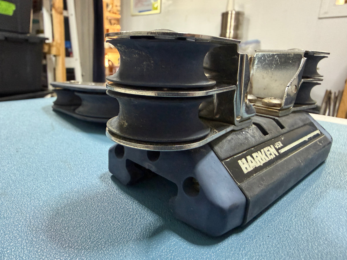Harken 1" Main Sheet Traveler / Track Car With Fiddle Block - Comes with balls