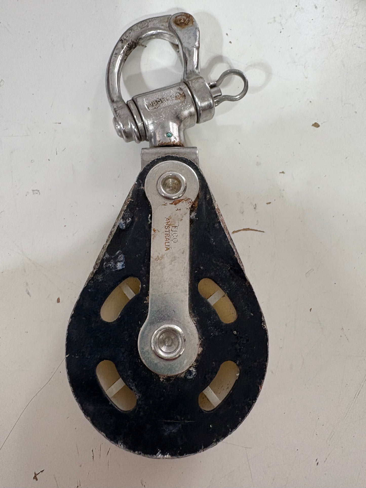 Fico Block With Shackle - 1/2" Line