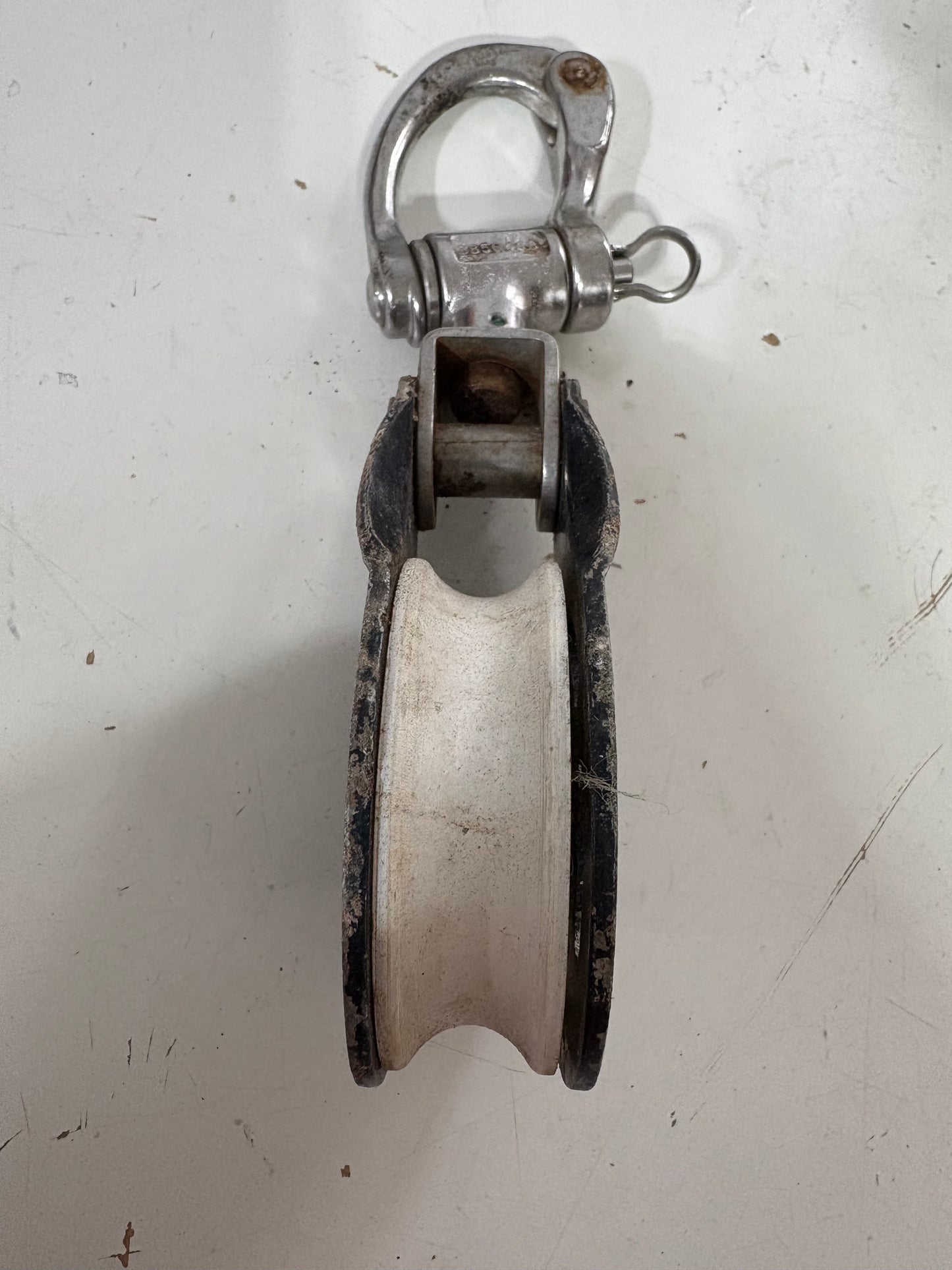Fico Block With Shackle - 1/2" Line
