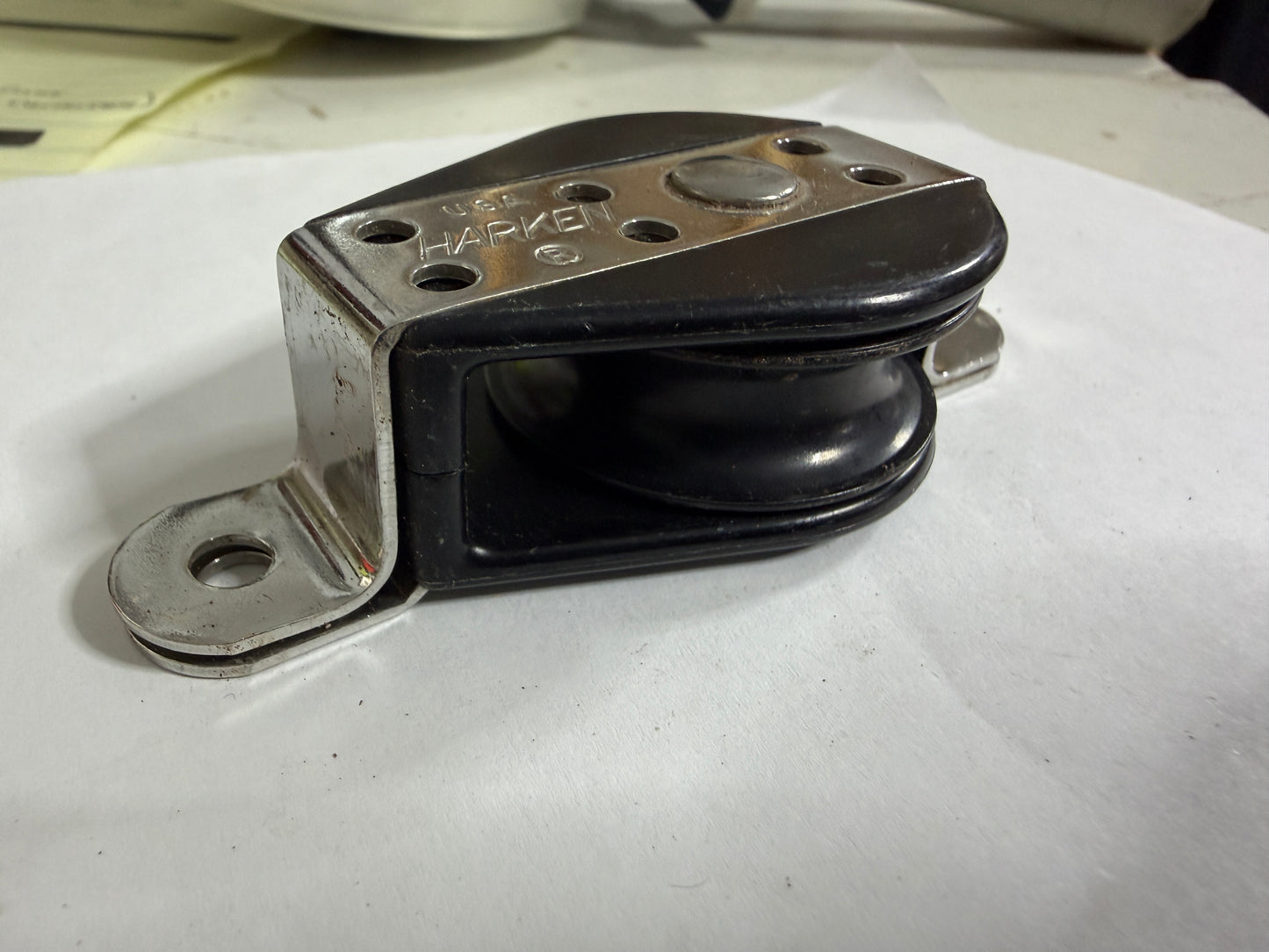 Harken Cheek Single Block -1 1/2” Sheave (3/8” Line) LIKE NEW