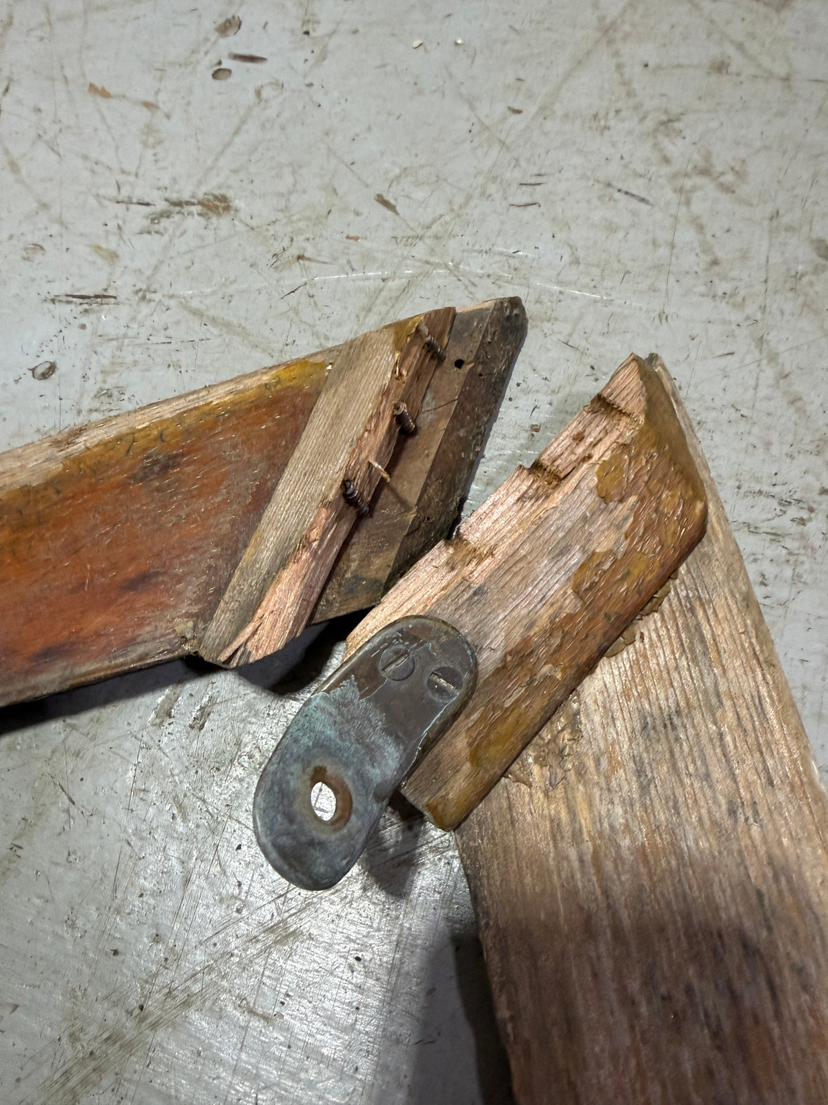 Vintage Teak Deck Mounted Ornatel Piece - Broken - Comet