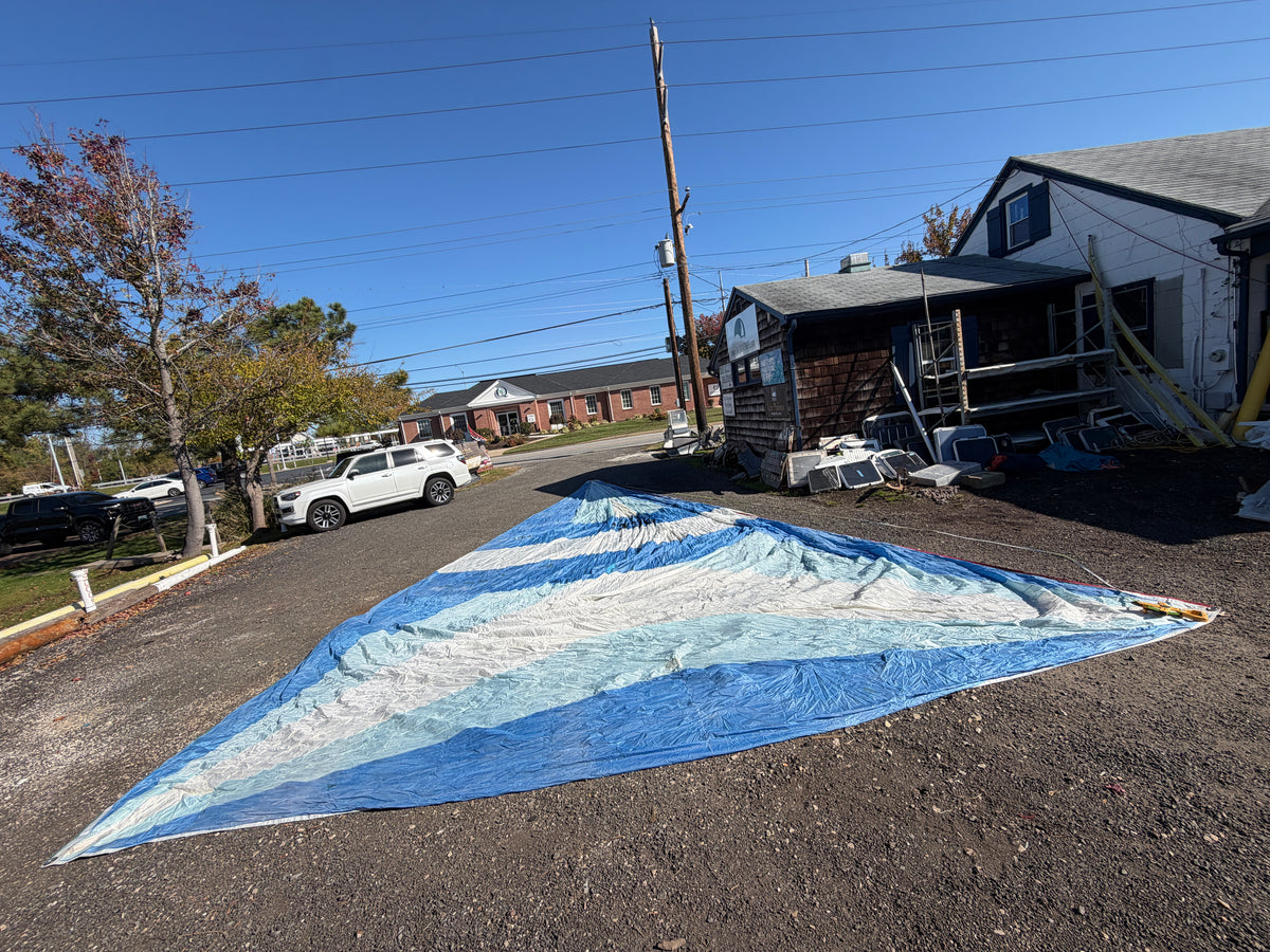 Cal 29 Tri-Radial .75oz Spinnaker - 37’5” x 37’ x 22’ - As is condition