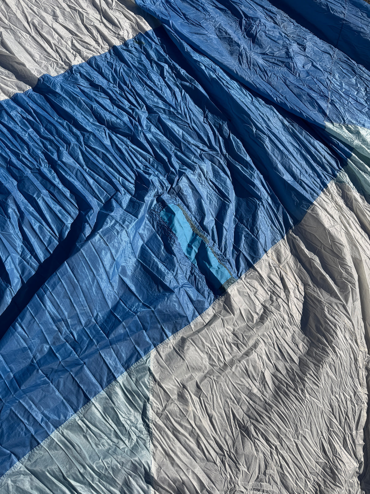 Cal 29 Tri-Radial .75oz Spinnaker - 37’5” x 37’ x 22’ - As is condition