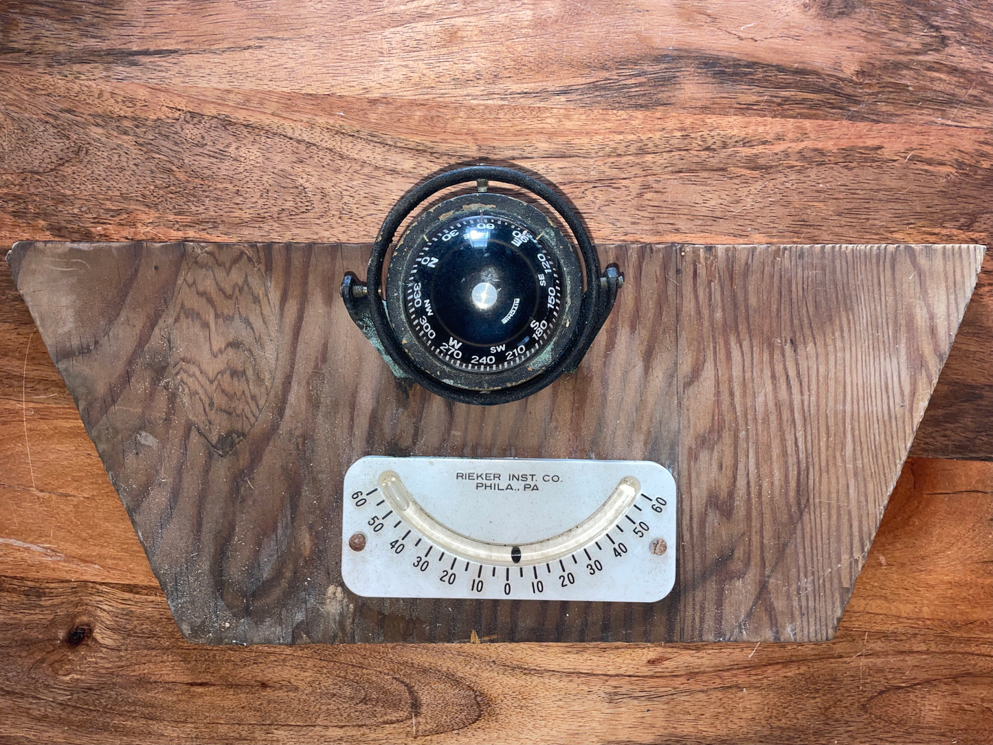 Small Ritchie Compass With Level