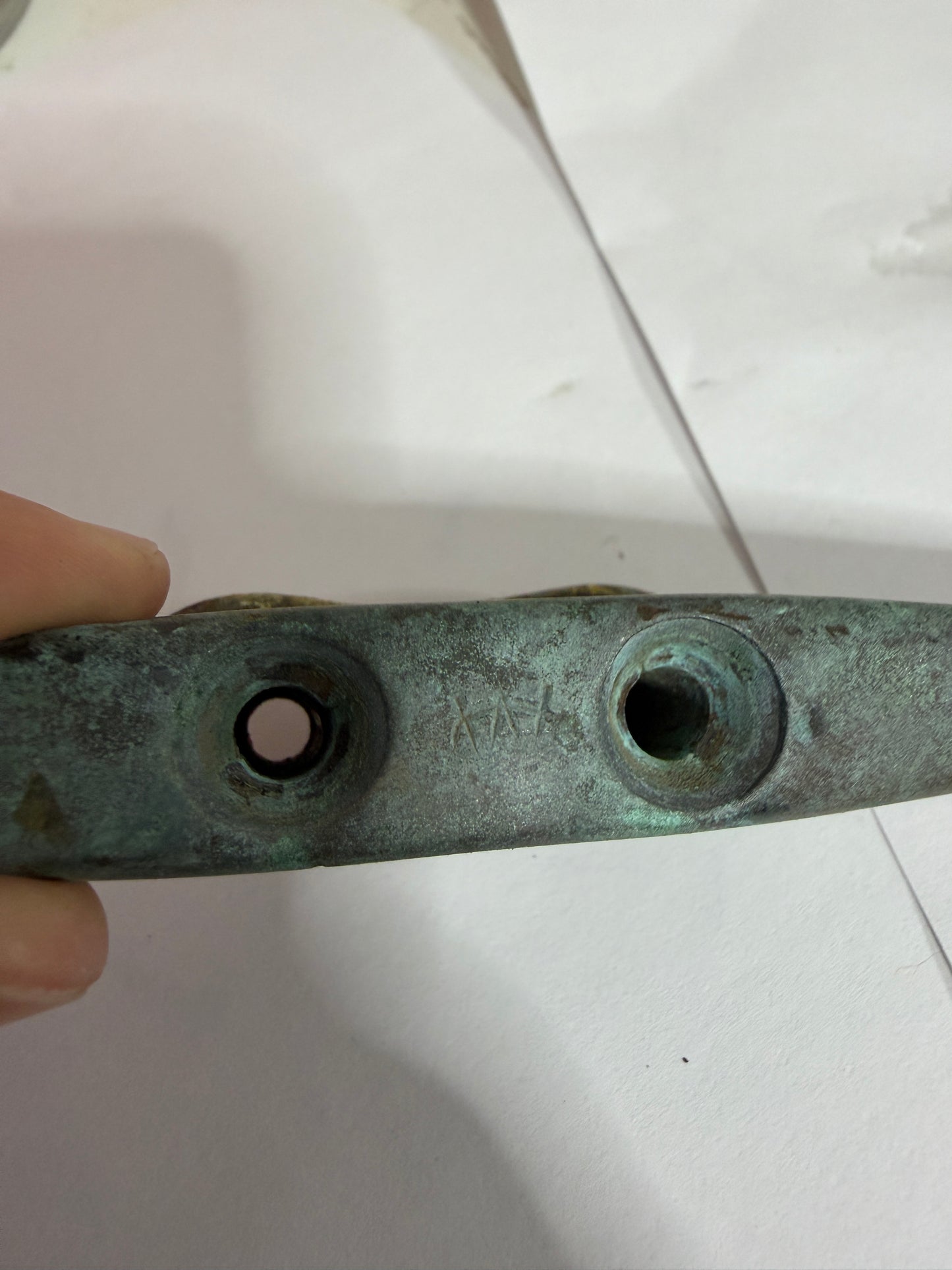 Wilcox Crittenden 5 1/4" Bronze Pedestal Cleat