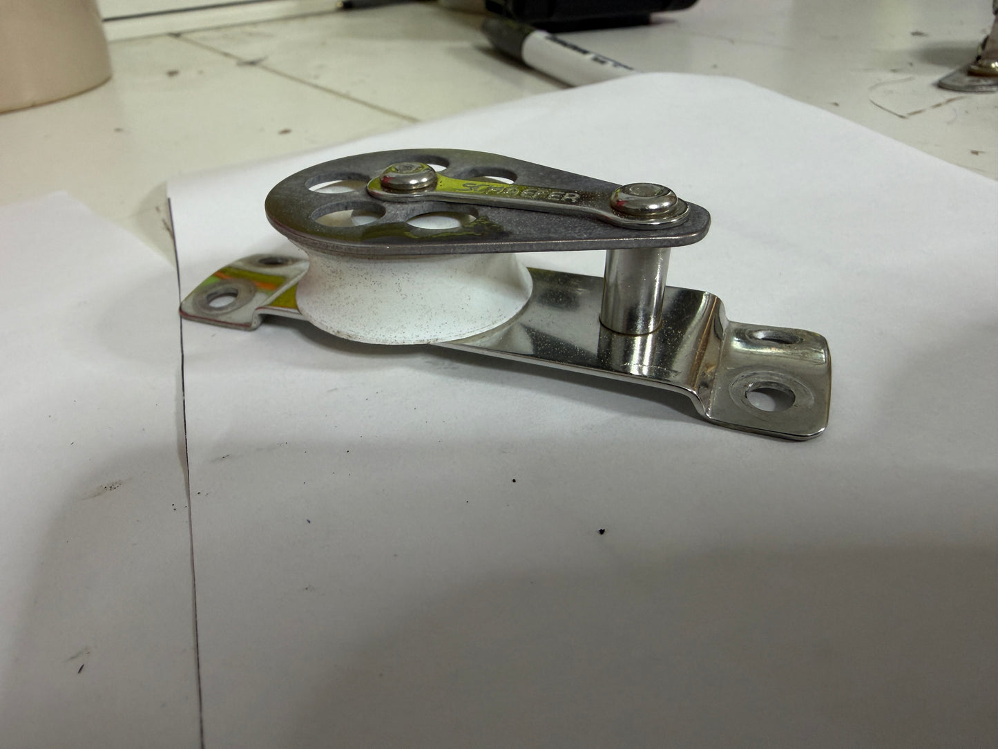 Schaefer Mast Block - 1 3/8" Sheave x 3/8" Line