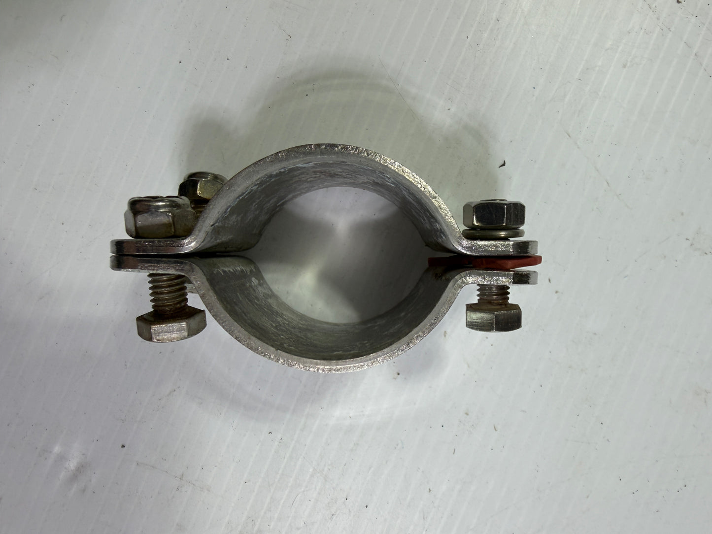 1 1/2" Diameter Stainless Bracket