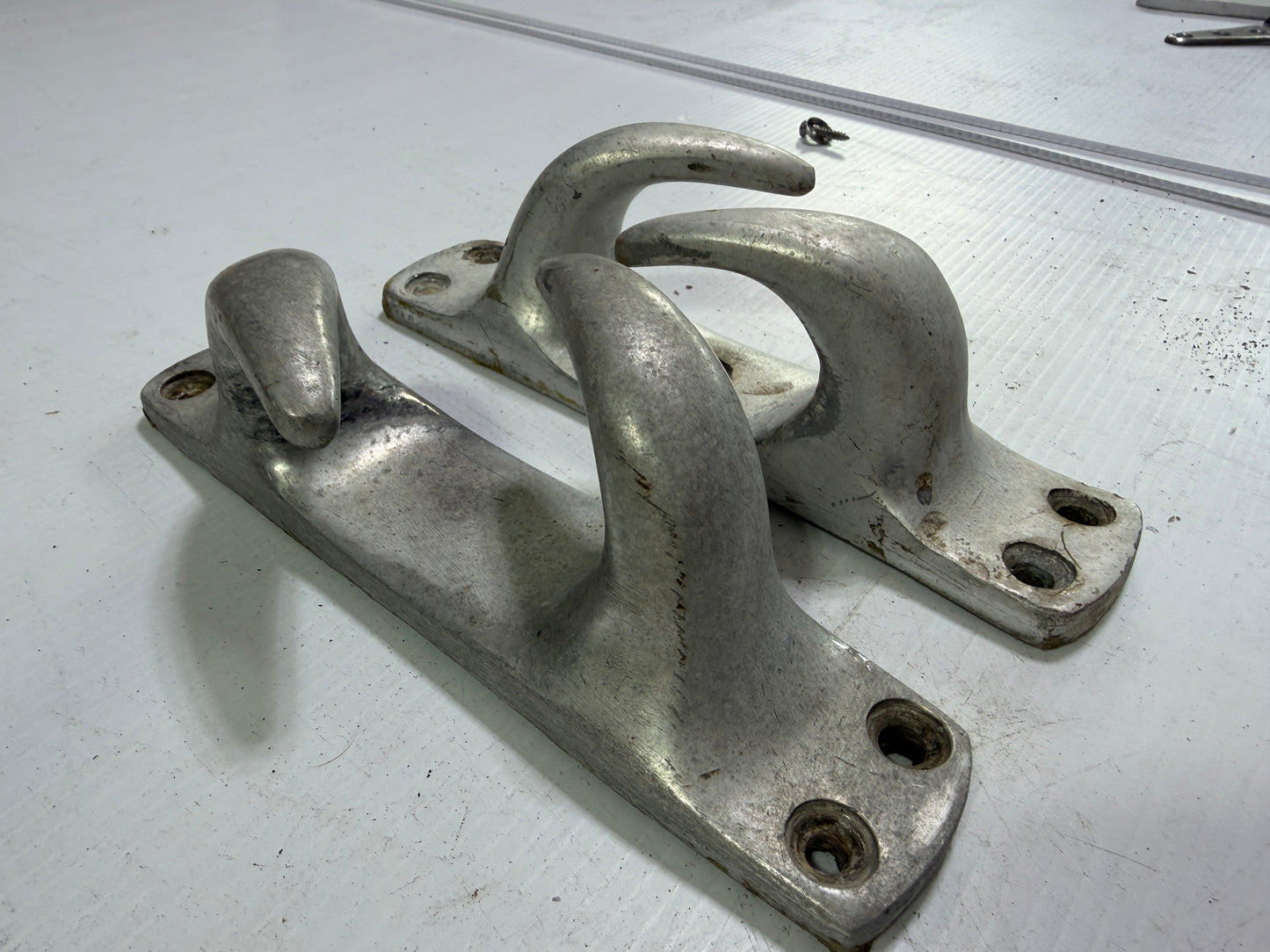 PAIR 8 3/4" Aluminum Chock Cleats