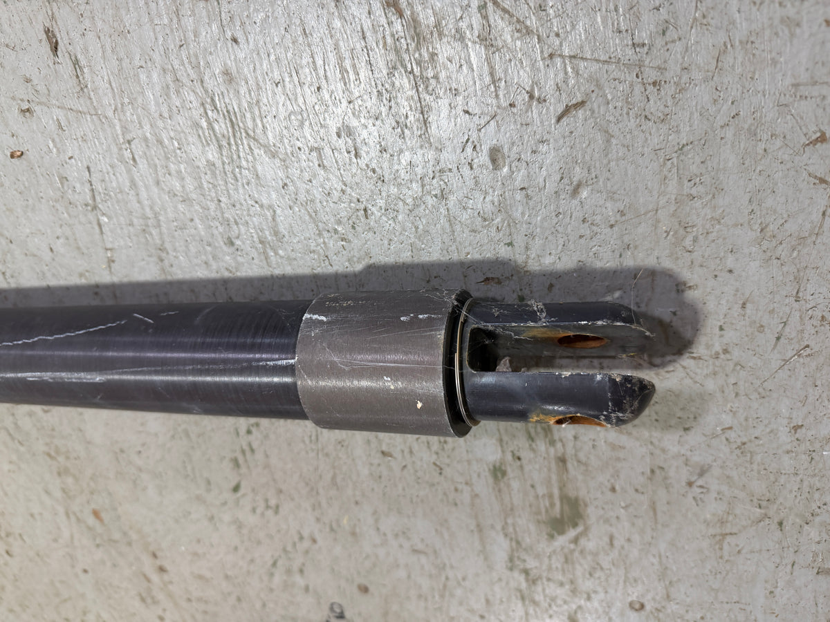 Navtech Hydraulic Backstay Adjuster - 83 1/2" Length - C&C 44 Custom