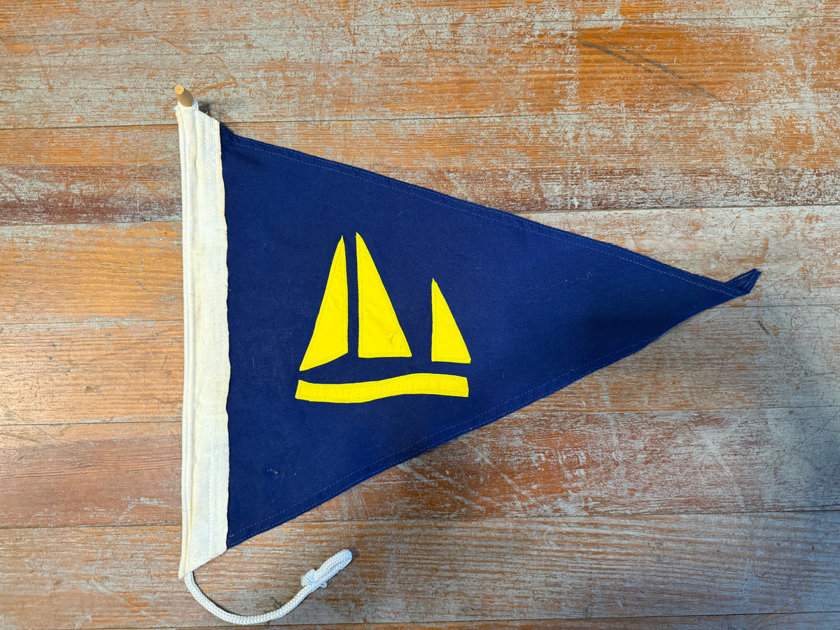 Seadog Burgee - 19" x 15"