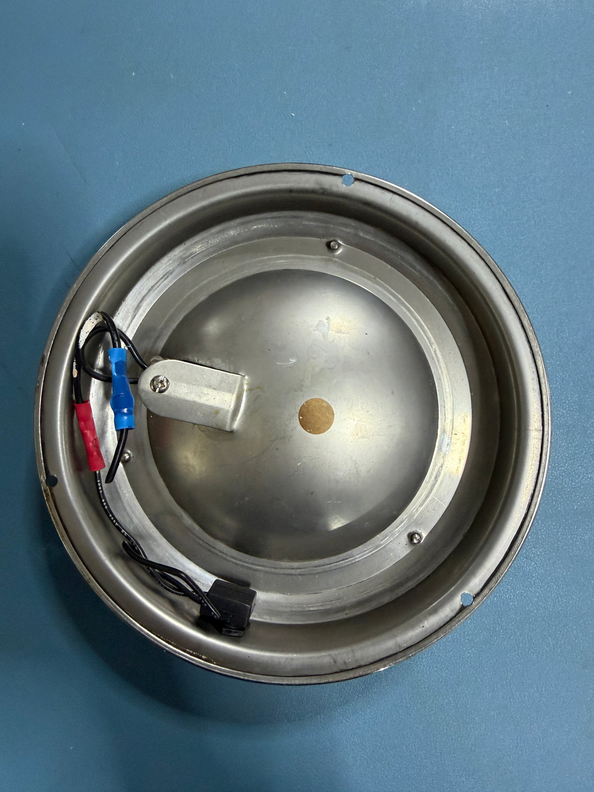 6 3/4" Interior Light - Push Button