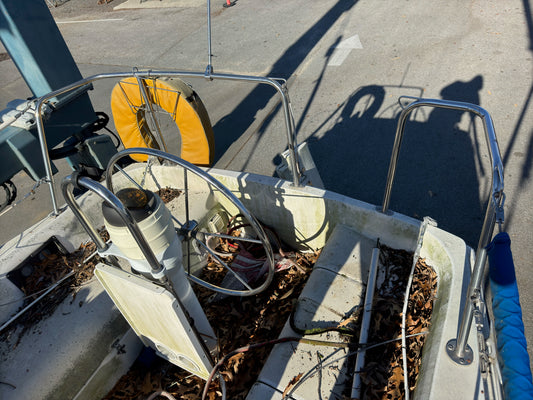 Split Stern Rail - Pearson 27