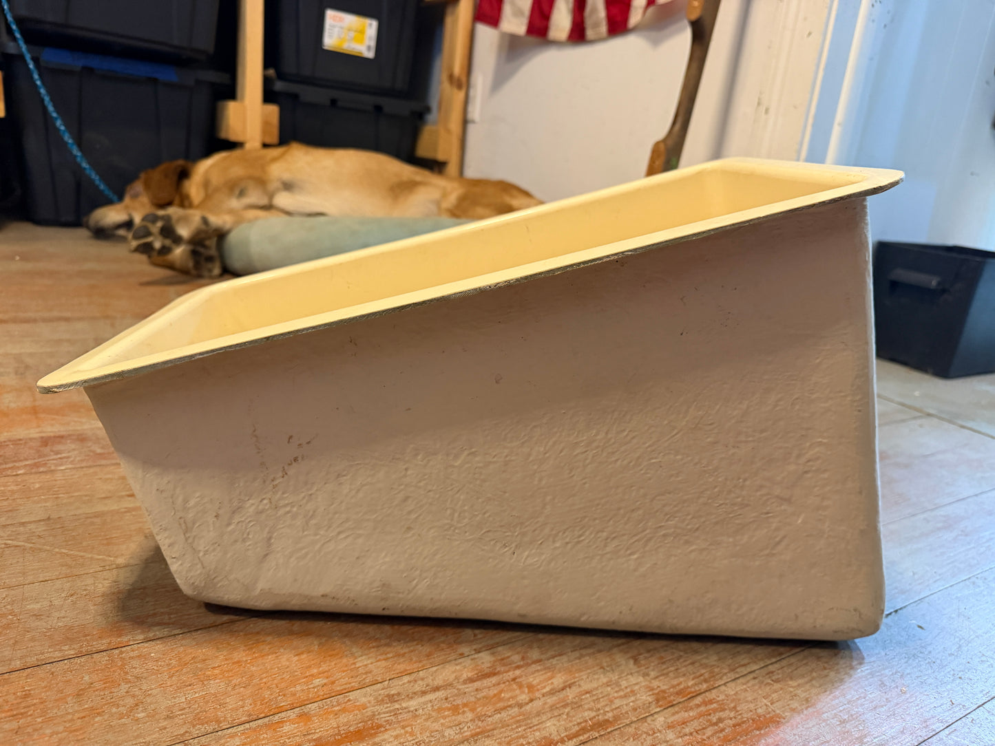 CS Yachts 33 Tapered Fiberglass Box - 9 1/2" Long x 18" Wide x 11 1/2 & 6" Depth Insert