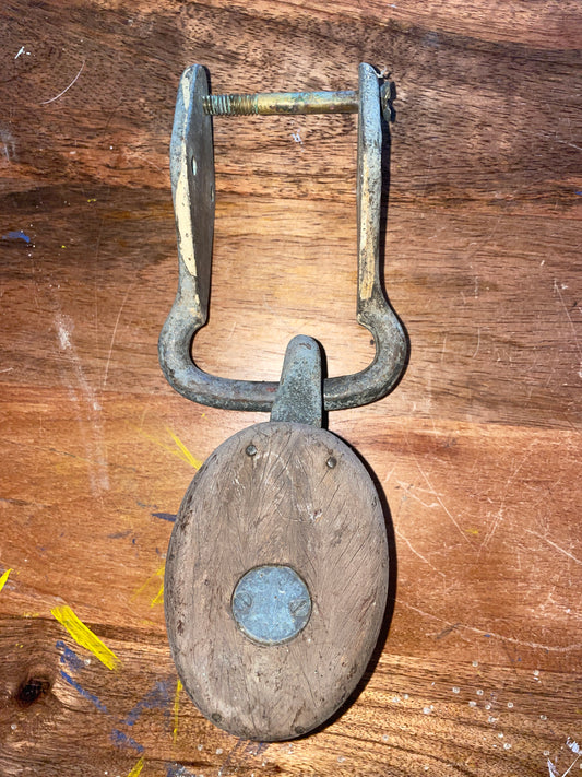 Merriman Wooden Block With Mounting Hardware