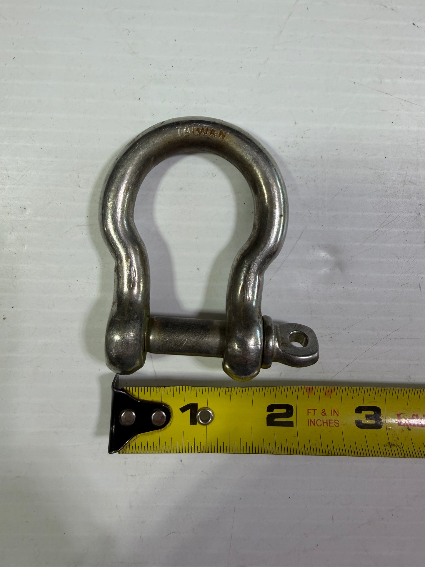 Large Stainless Steel Bow Shackle - 3/4" Width x 3/8" Pin