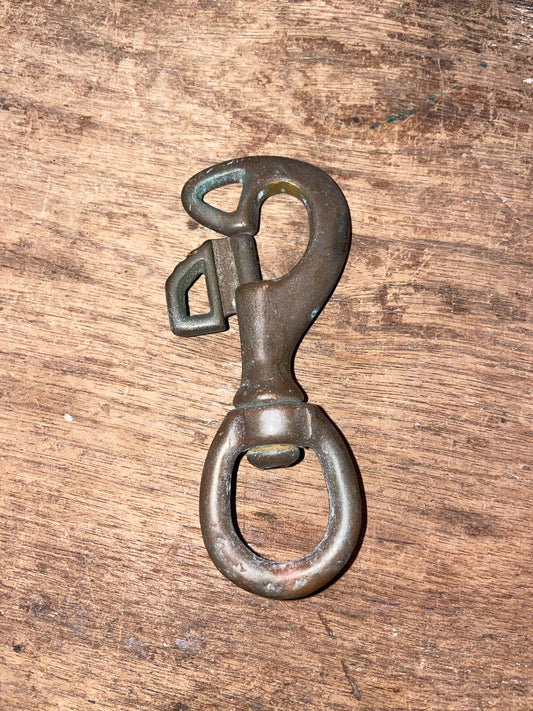 Bronze Swivel Bail Clip- 3/4”