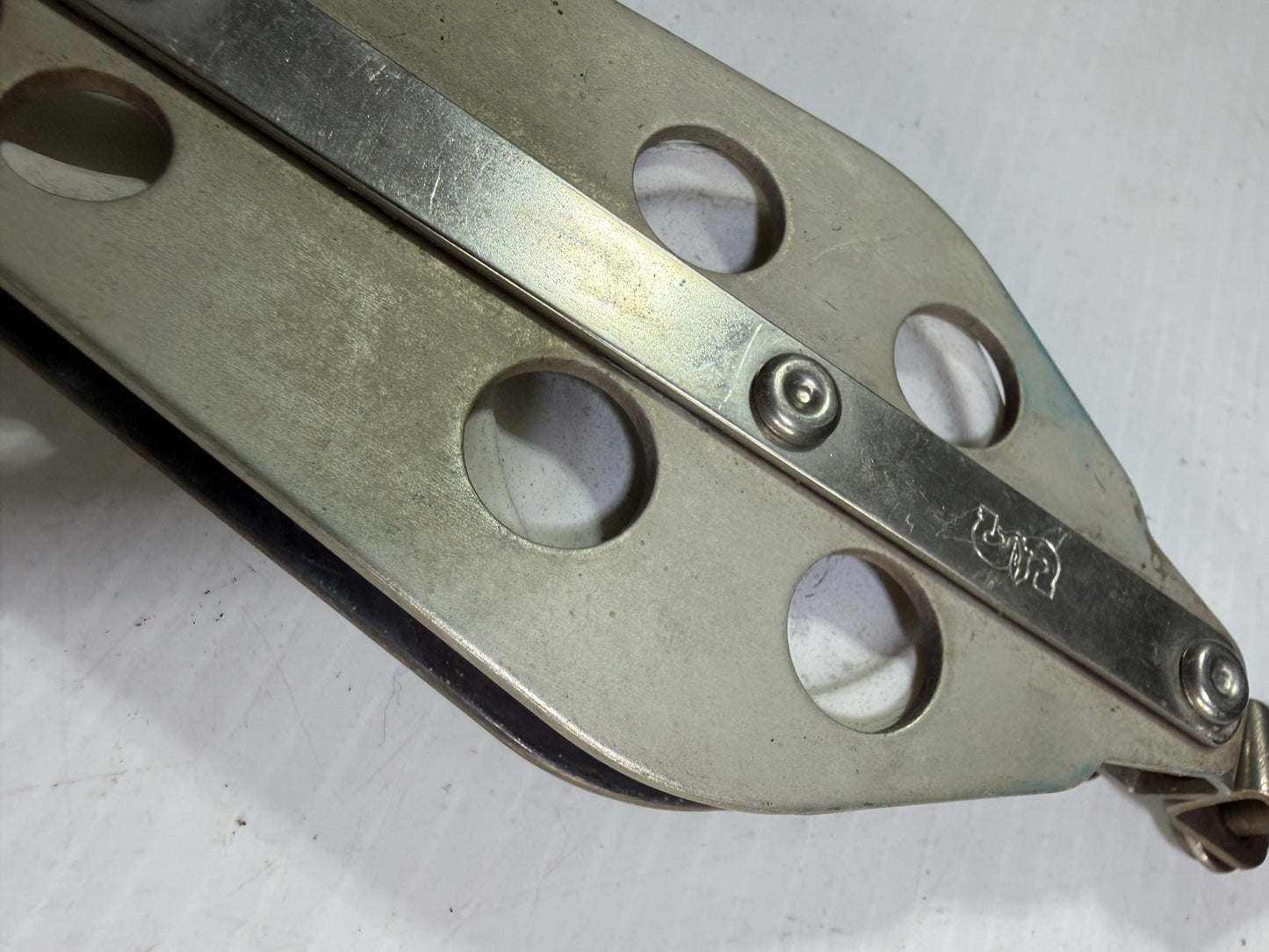 Schaefer Fiddle Block - 2 1/4" & 1 1/2" Sheaves - 1/4" Line