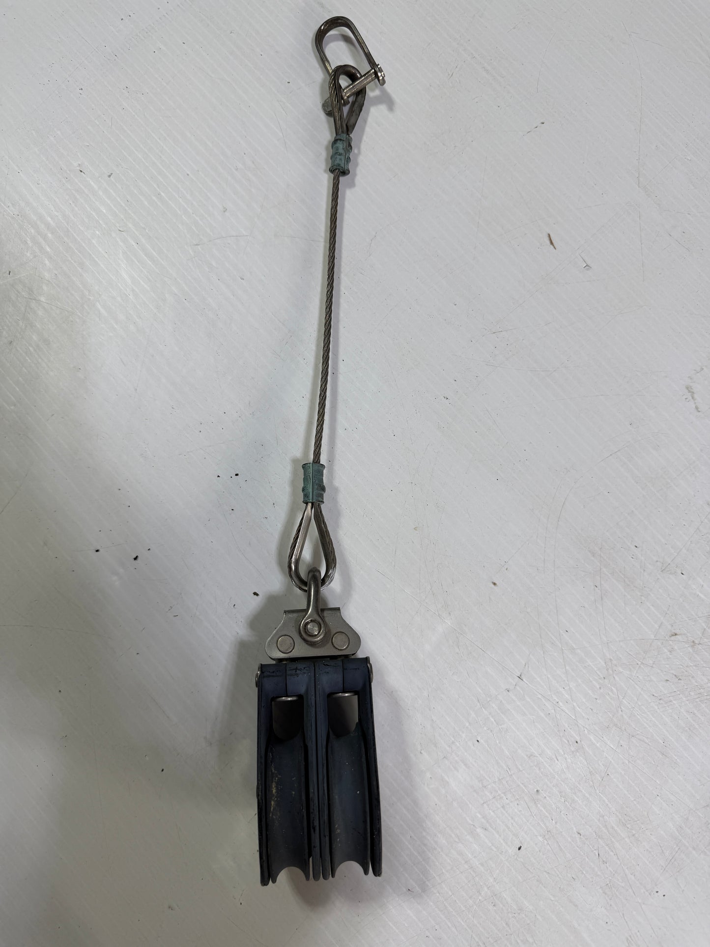 Harken 2 1/4" Double Sheave Fixed Block ON 10" Cable Loop