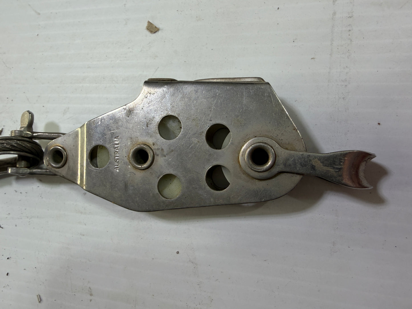 Utility Fiddle Block V Jam Cleat - 3/16" Line Width - 6 1/2" Cable