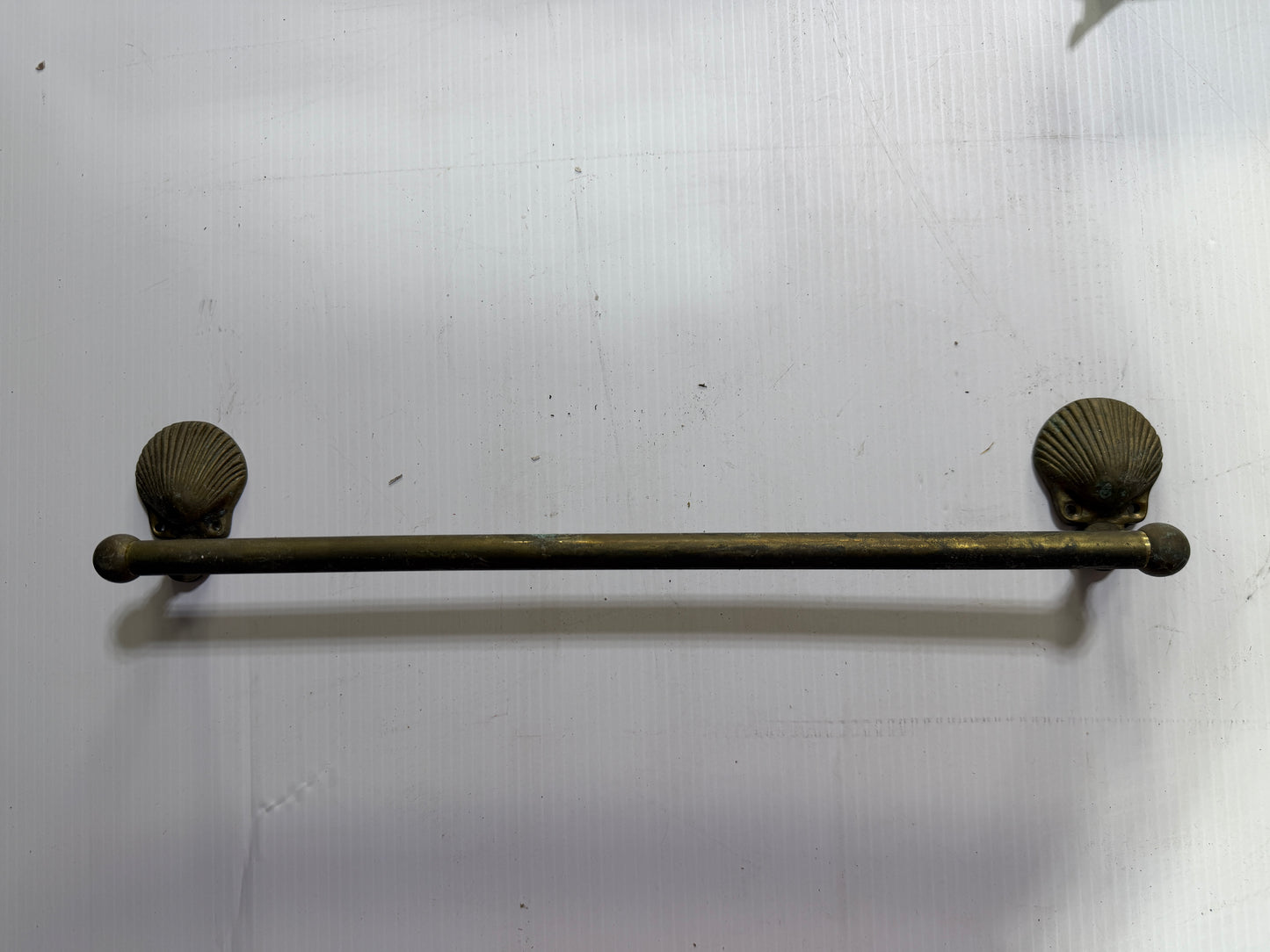 14 3/4" SeaShell Brass Towel Bar