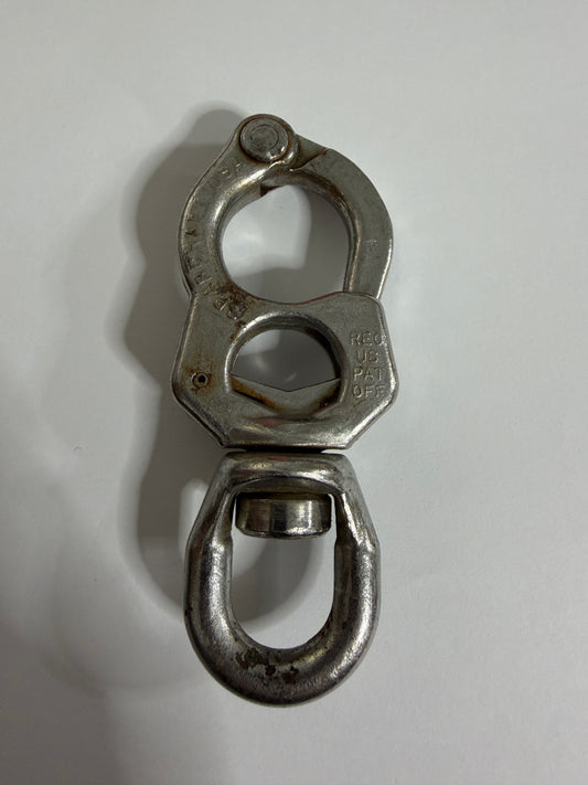 Sparcraft Trigger Snap Shackle - 5/8" Bail