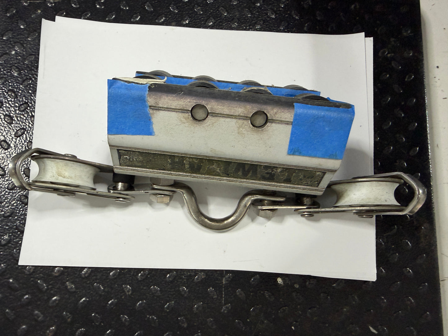 Lewmar 8 Sheave Traveler / Track Car - 1 1/2" Track