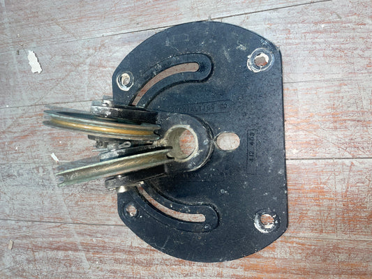 Yacht Specialties FIG 412 - A 4" Bronze Pulleys - Aluminum Base
