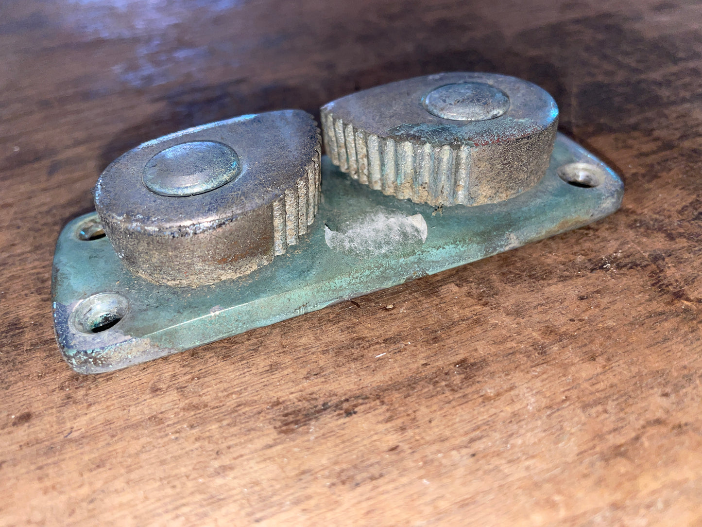 Vintage Bronze Cam Cleat 1/2” Width (Left Cam Does Get Stuck)