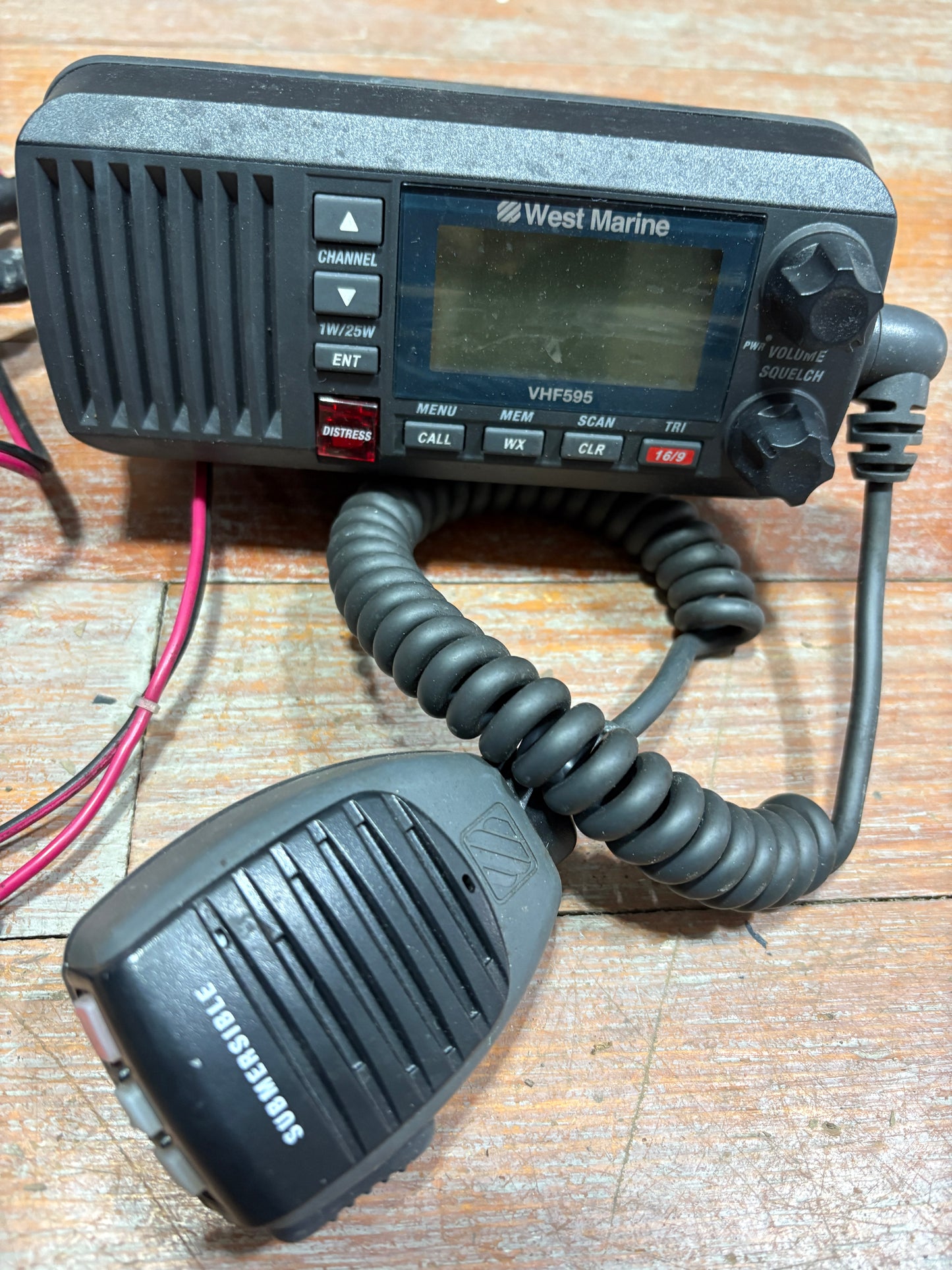 West Marine VHF Marine Transceiver Model VHF595BK