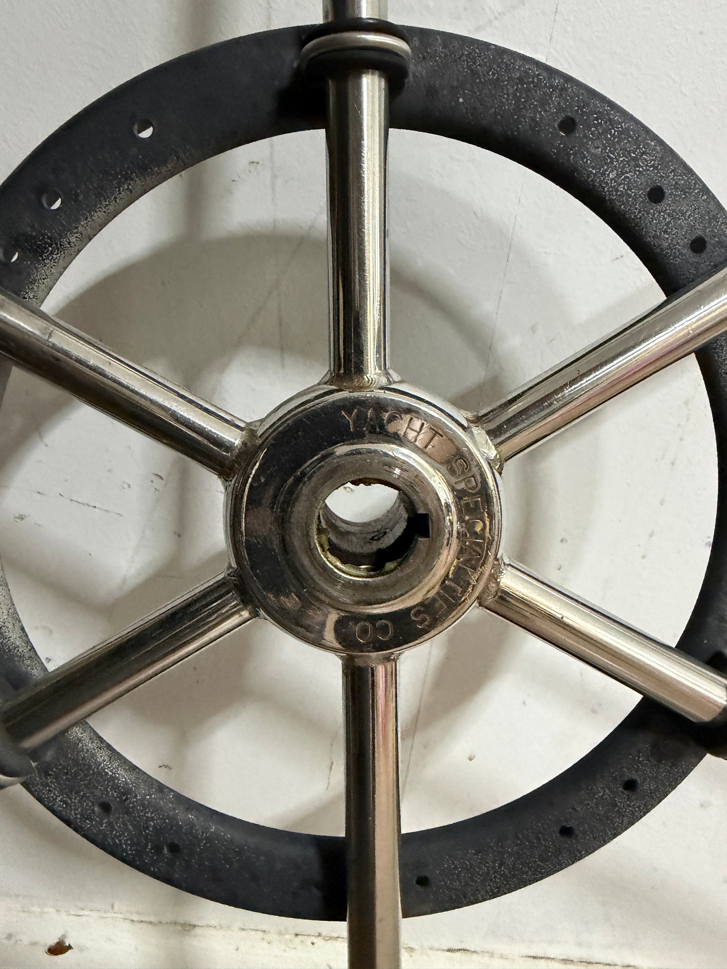 39 1/2" Yacht Specialties Wheel - 1" Straight Keyed Shaft
