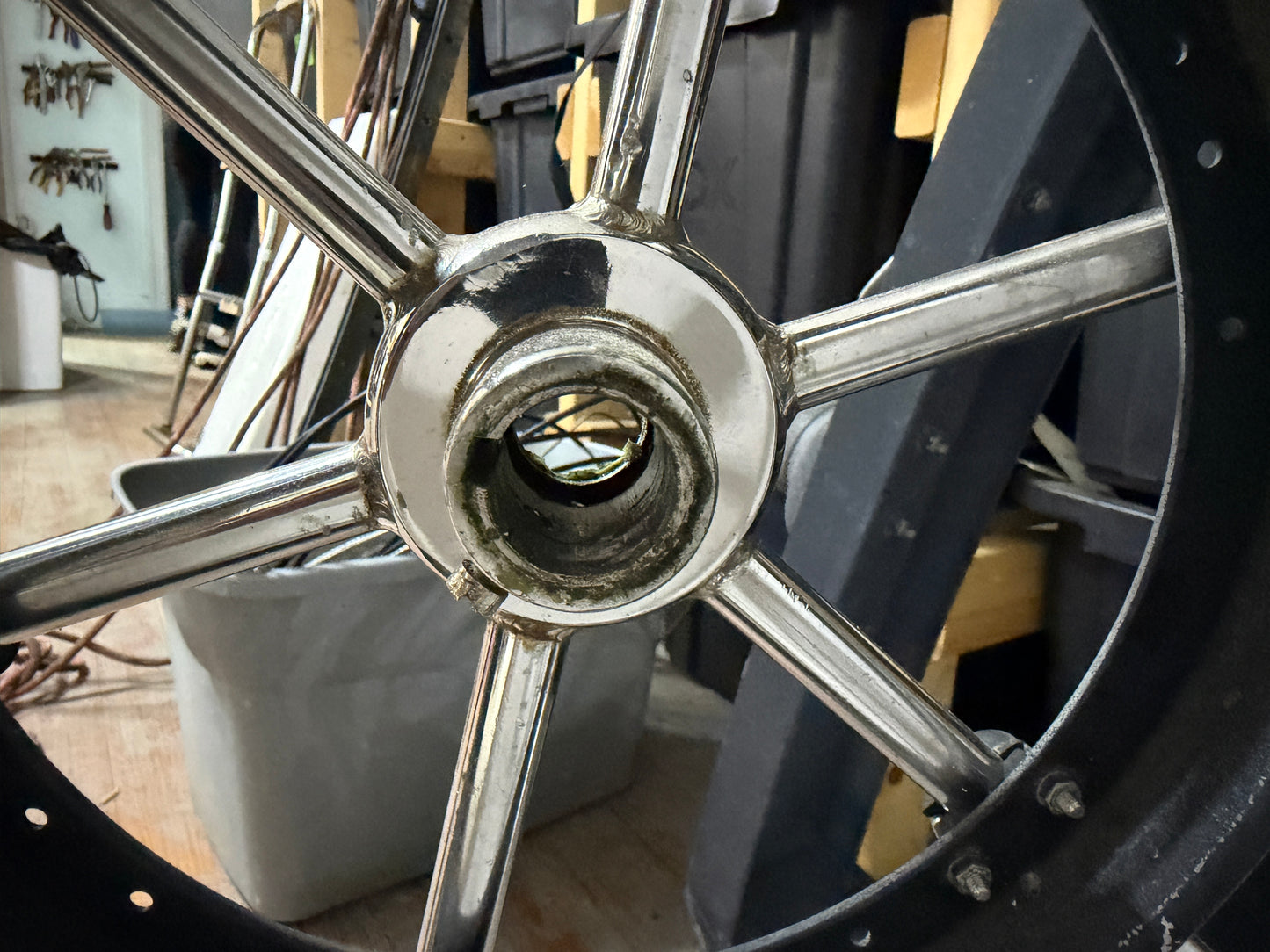39 1/2" Yacht Specialties Wheel - 1" Straight Keyed Shaft