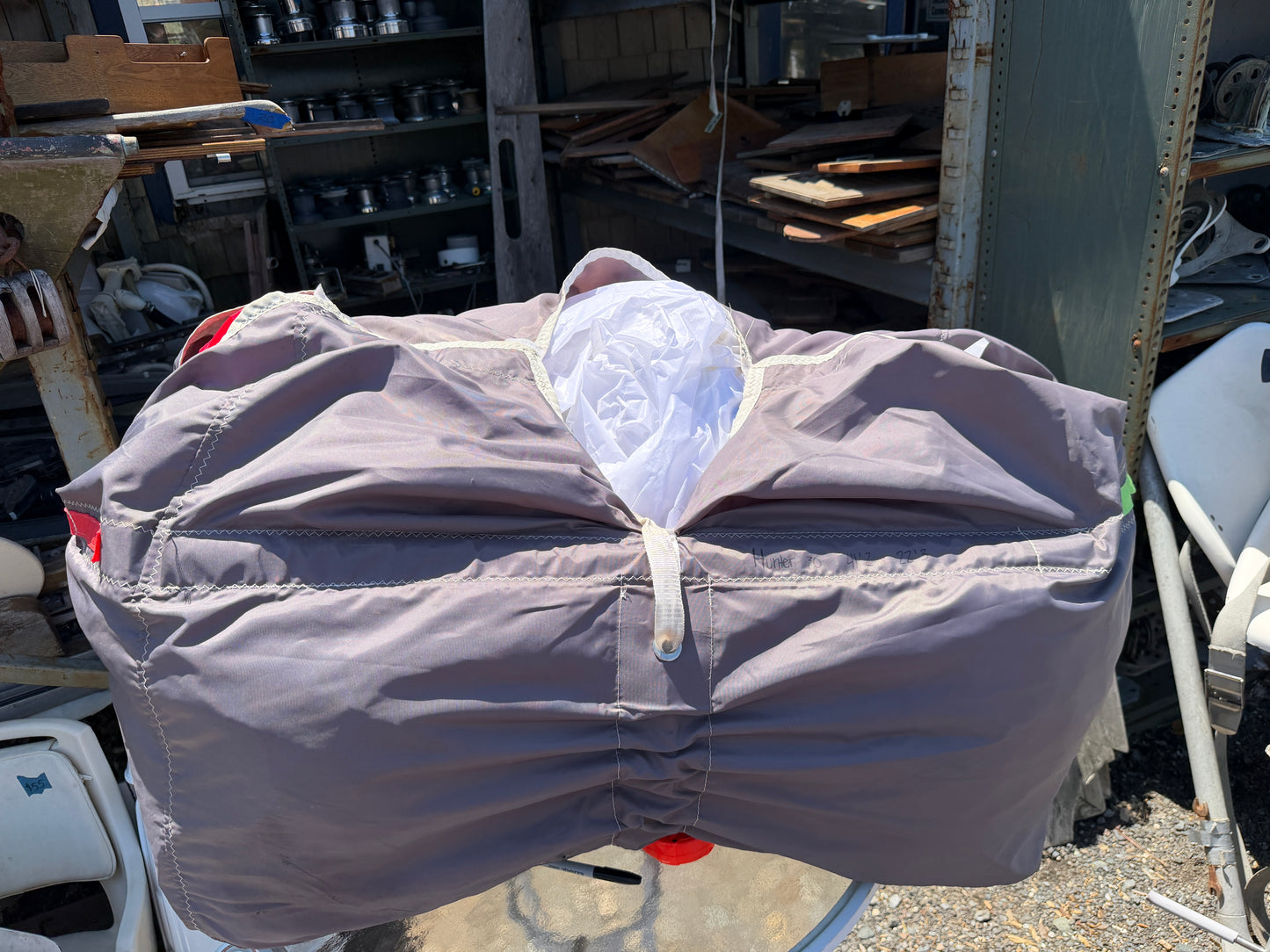 Hunter 30 Symmetrical Spinnaker 41'2" x 41'2" x 22'3" - LIKE NEW CONDITION