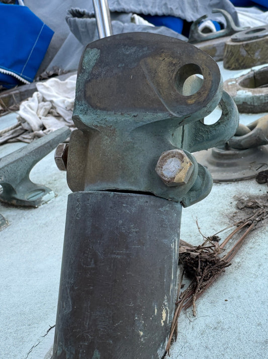 1 3/16" Keyed Post Bronze Rudder Tiller Cap - Alden Priscilla 1971