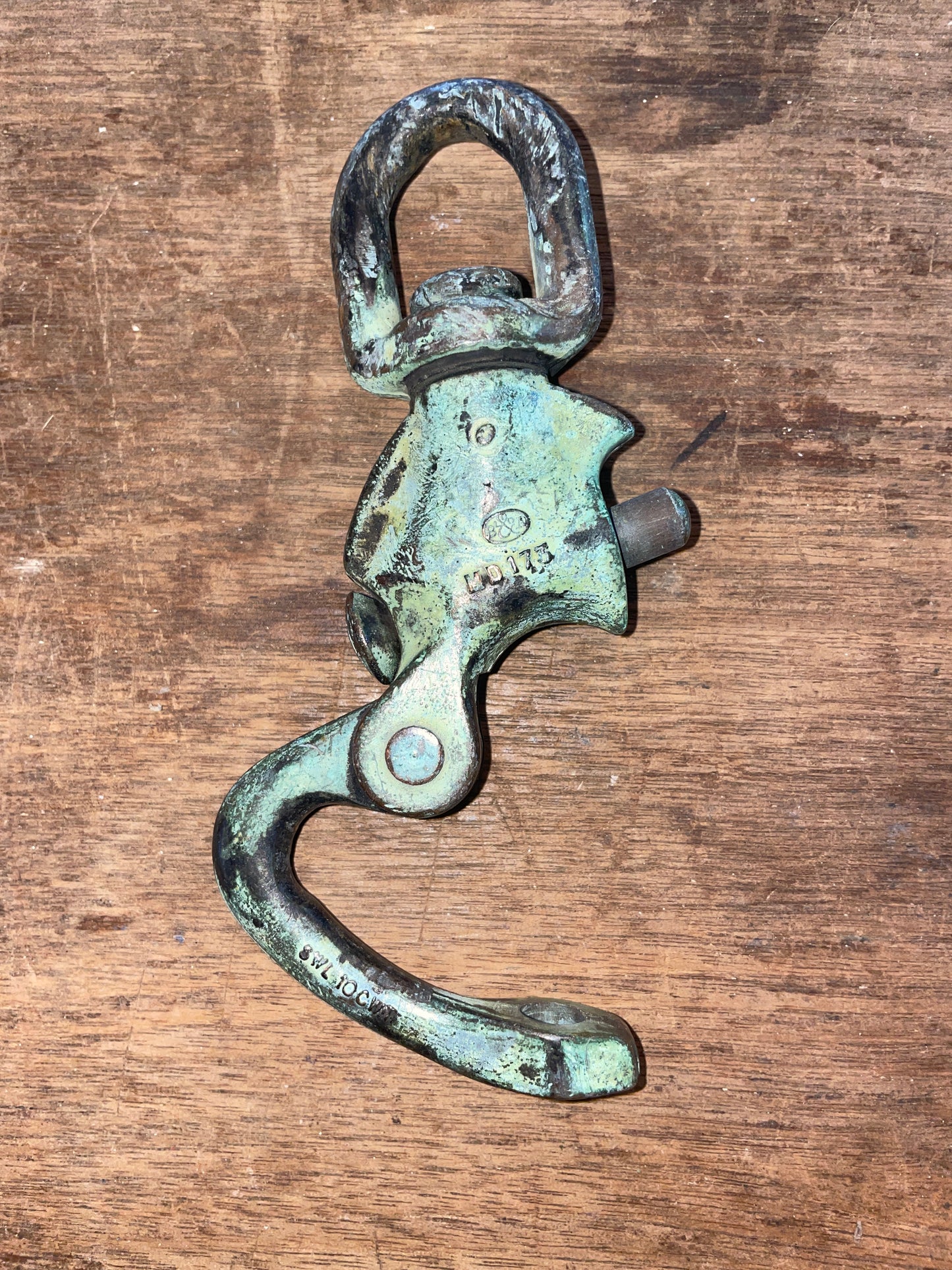 Solid Bronze B&A Swivel Bail Shackle 11/16”