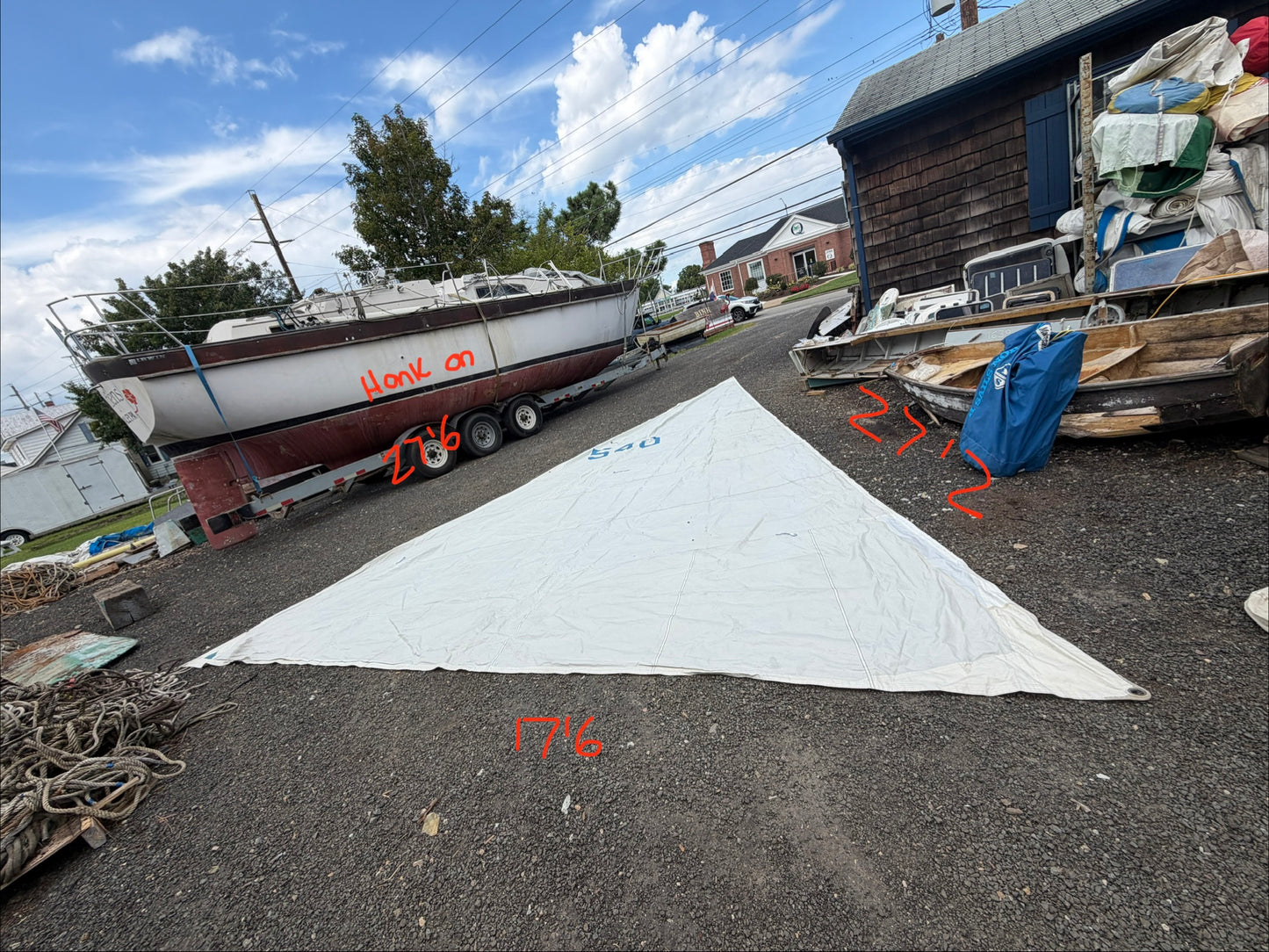 27'6" (Hank On Side) x 27'2" x 17'6" Headsail - 1964 Pearson Triton