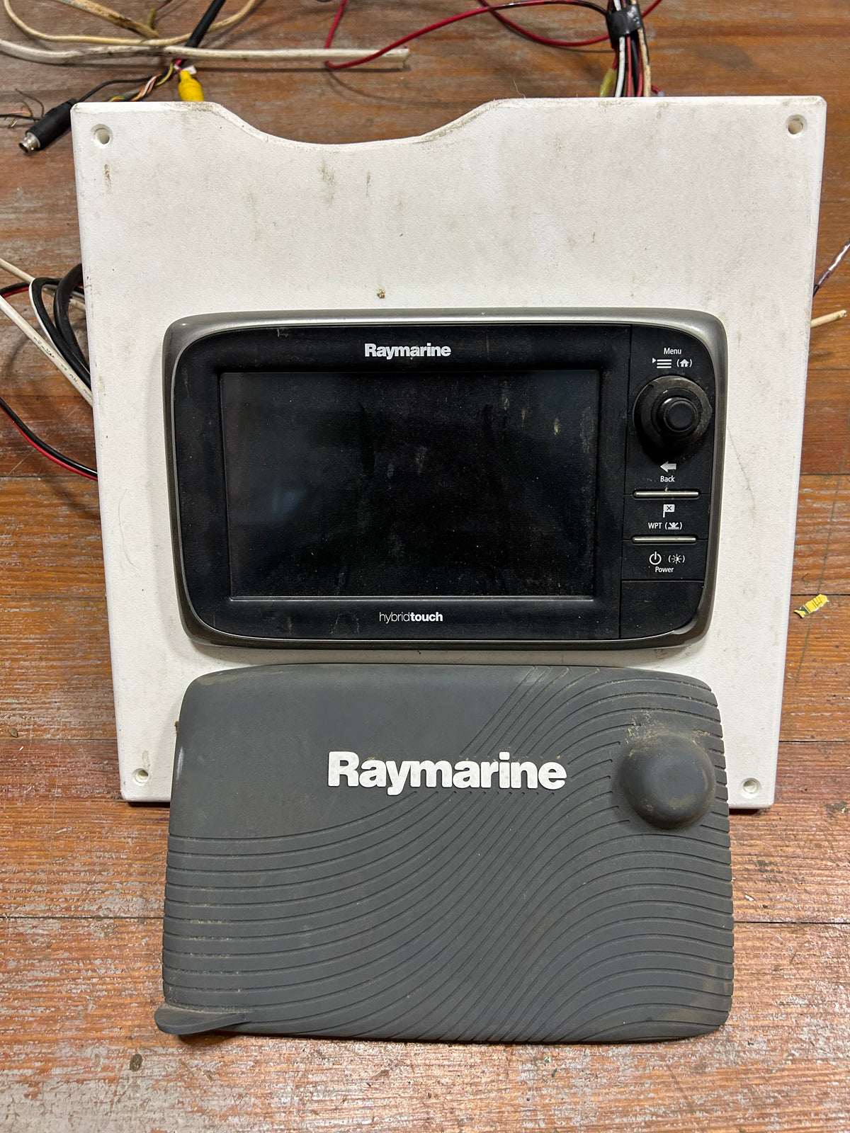 Raymarine HybridTouch Marine Display with Wiring Harness