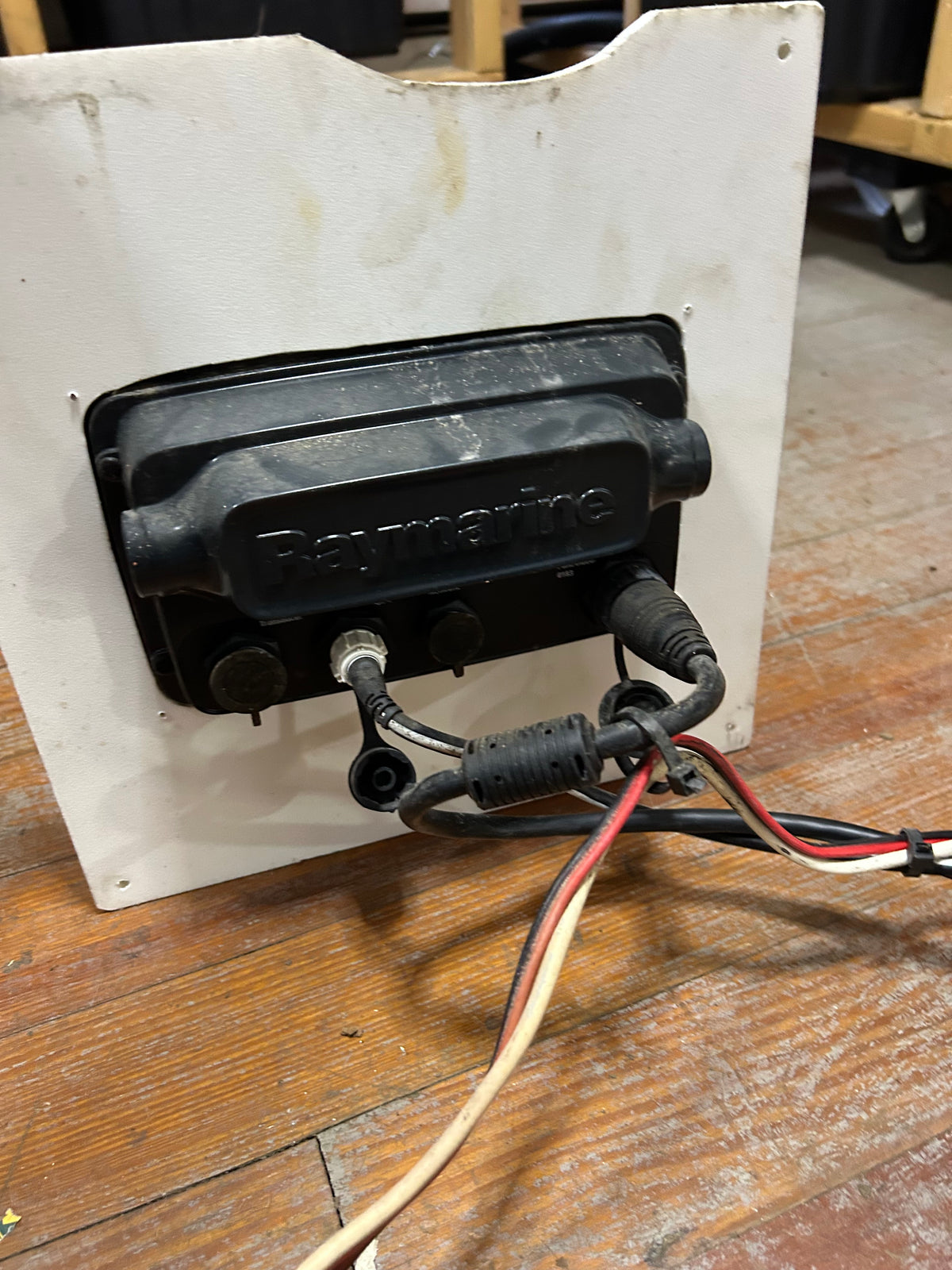 Raymarine HybridTouch Marine Display with Wiring Harness