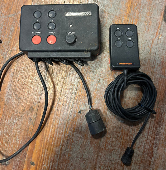 Autohelm 3000 Autopilot Control Unit with Remote Control