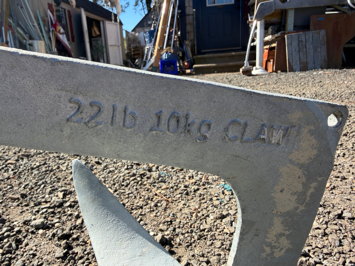 22LB Lewmar Claw Anchor With 72” Galvanized Chain