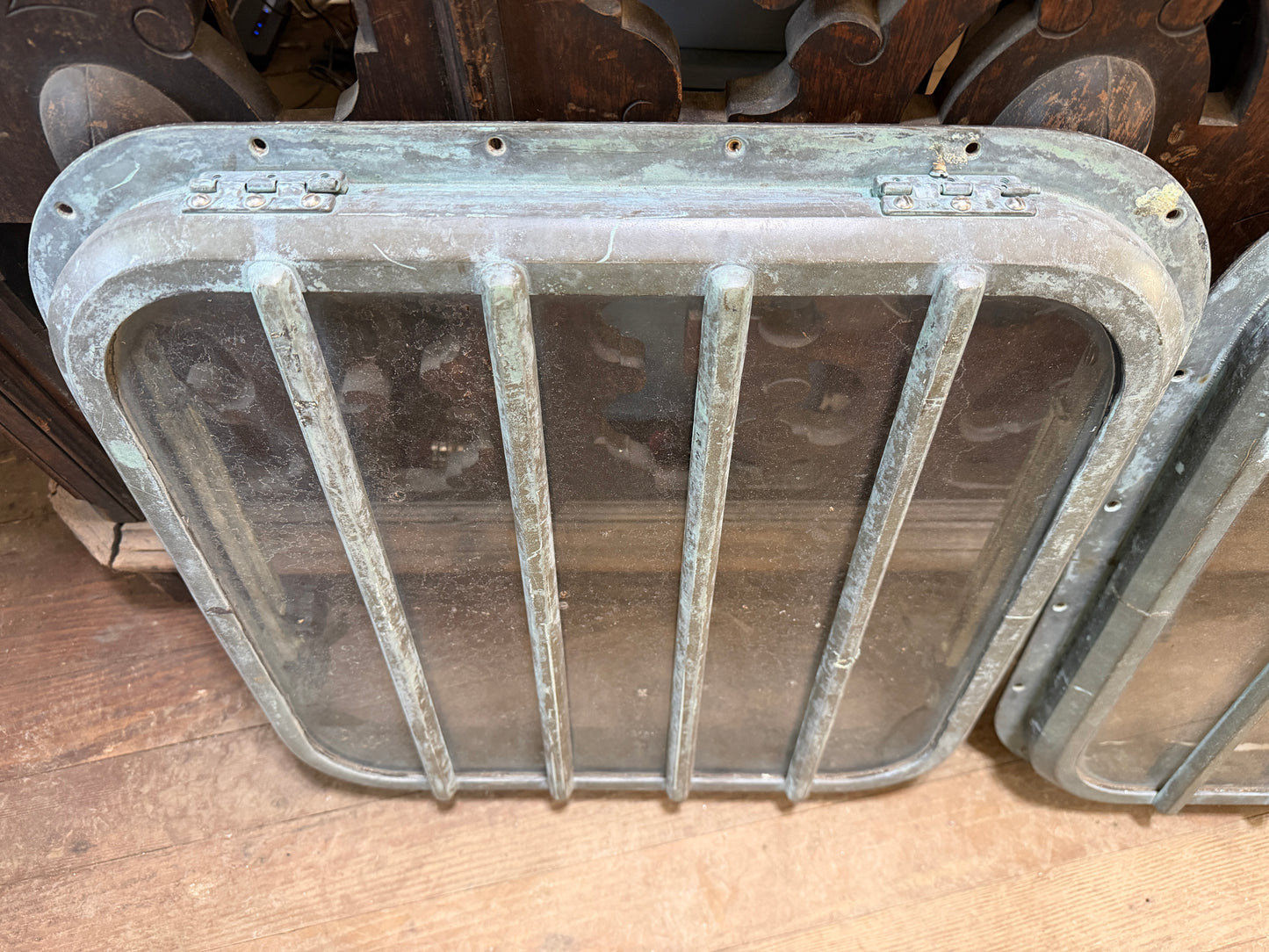 vintage bronze hatch
