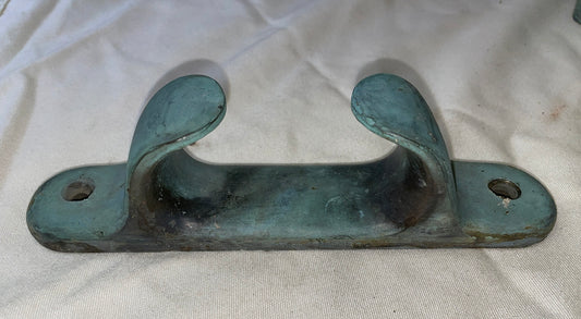 Solid Bronze Vintage 8" Chock Cleat