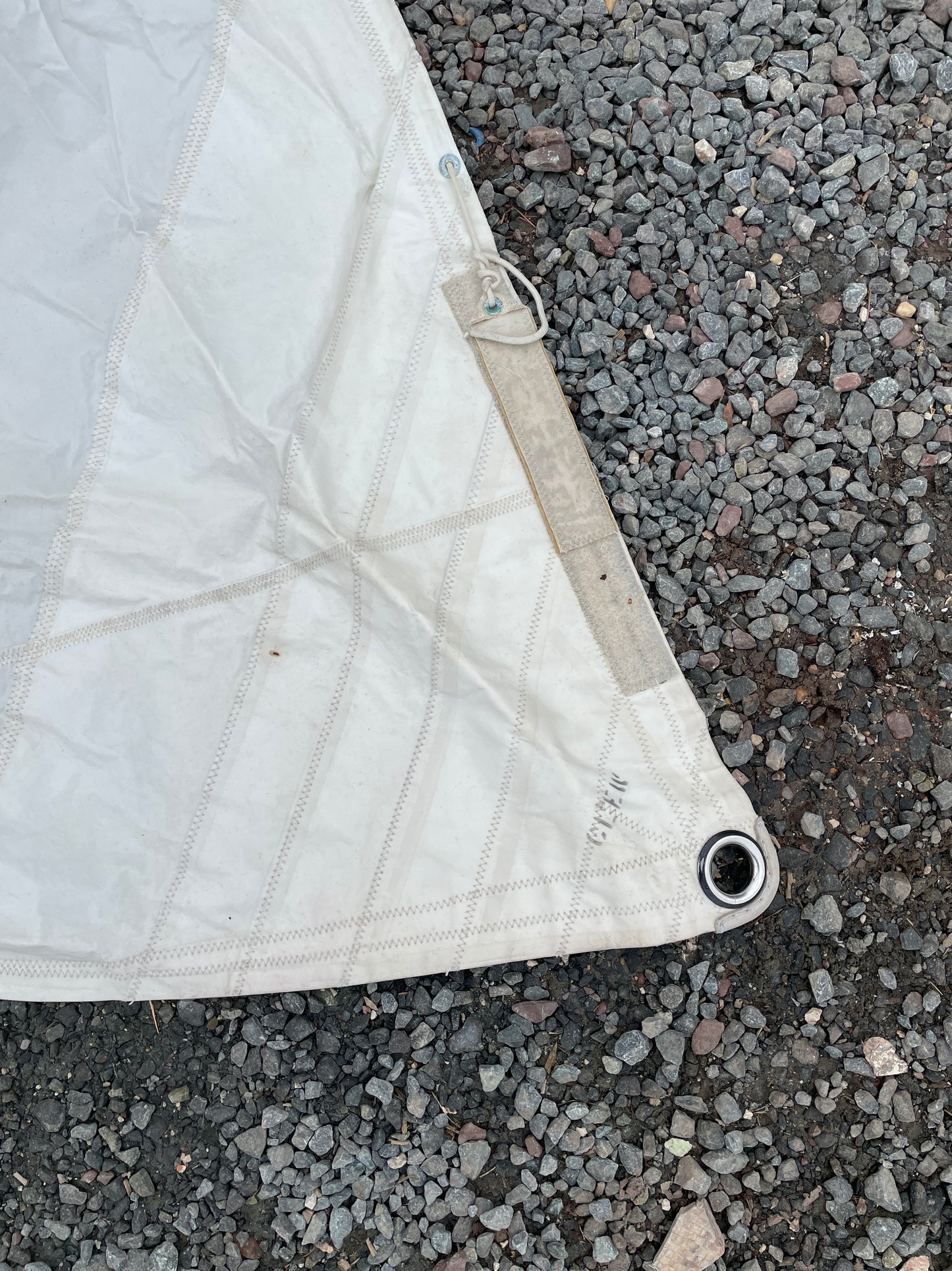 Mainsail - 18’5” x 30’ x 30’8”