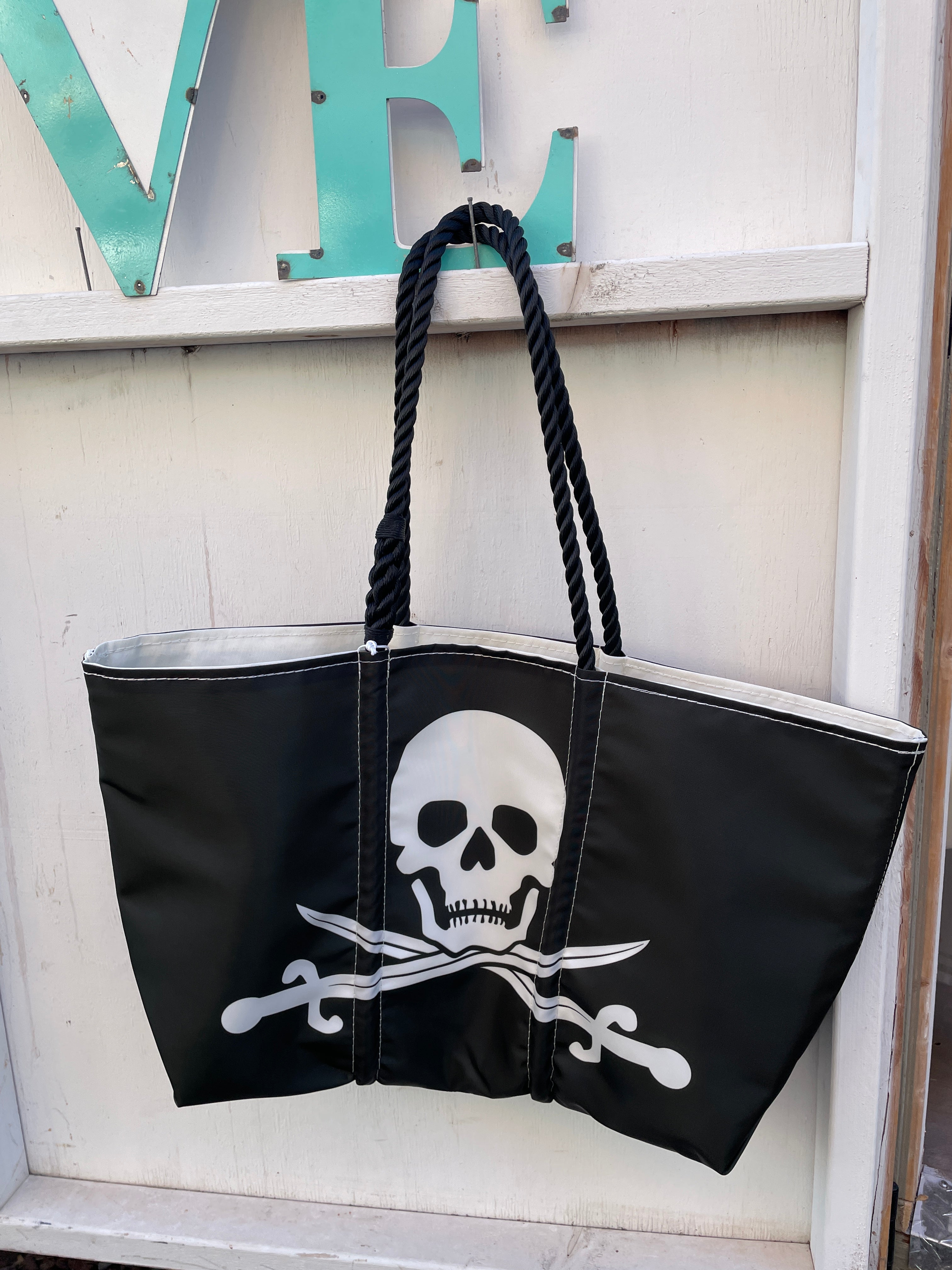 Anchors away totes of deals maine